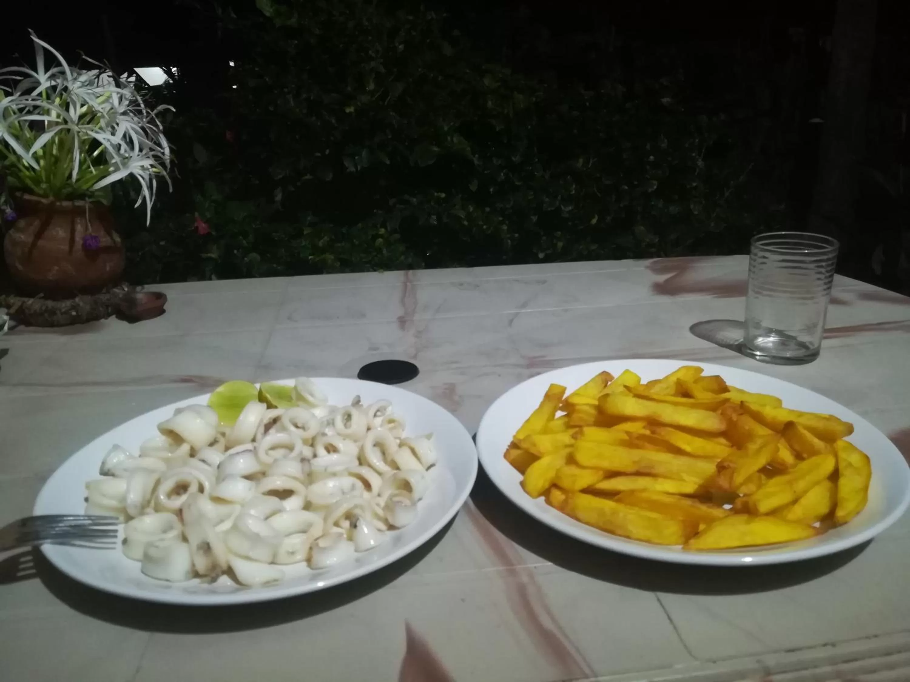 Restaurant/places to eat, Food in Sukriti beach Resort