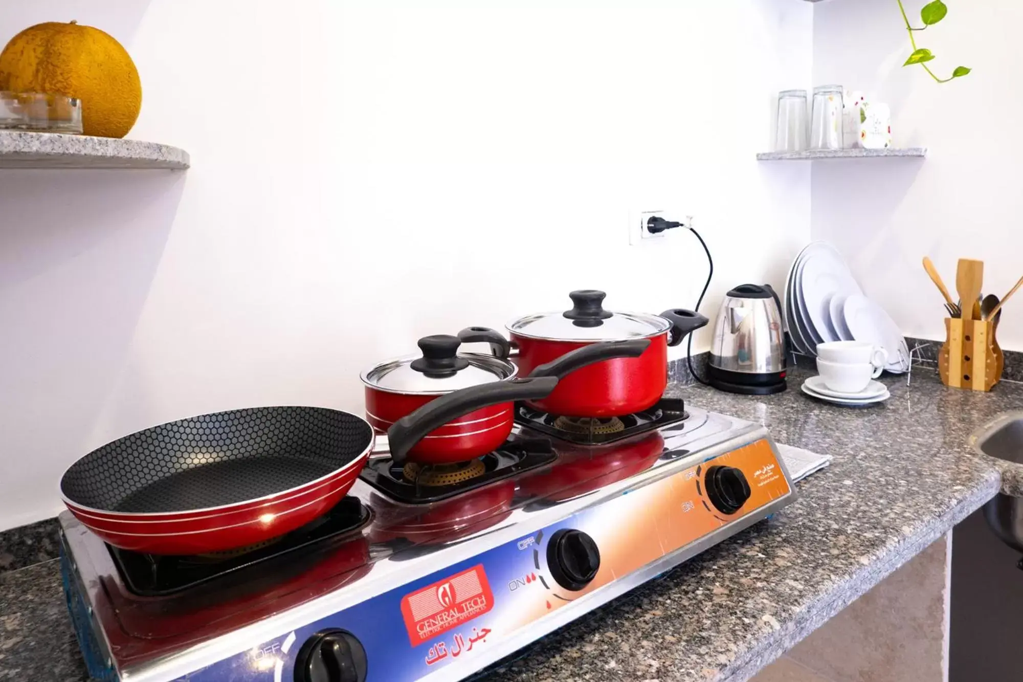 Superior Double or Twin Room - single occupancy in White Flat Studios Superior Double or Twin Room - single occupancy in White Flat Studios