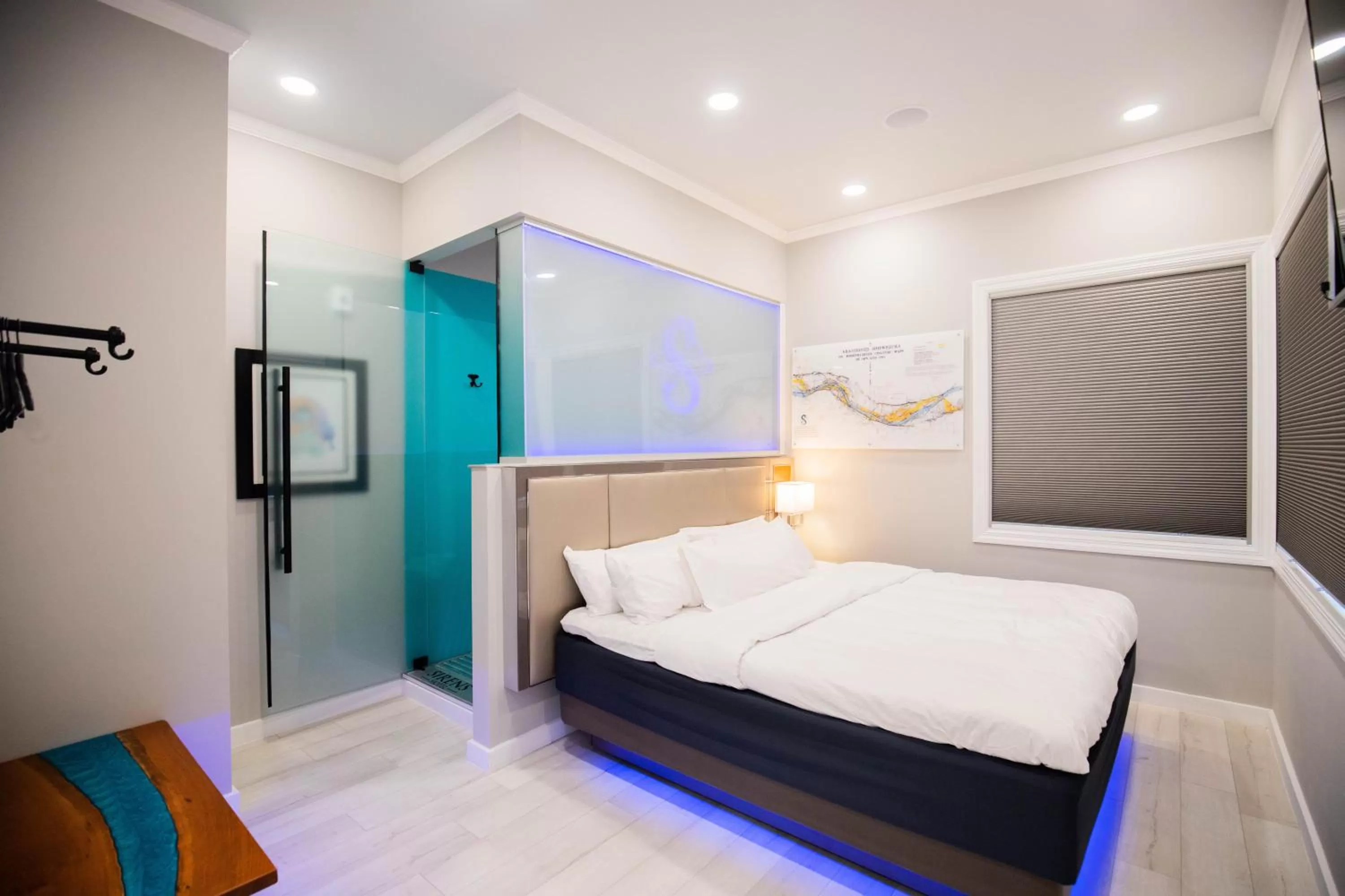 Bed in River Sirens Hotel-Contactless Check in Hotel