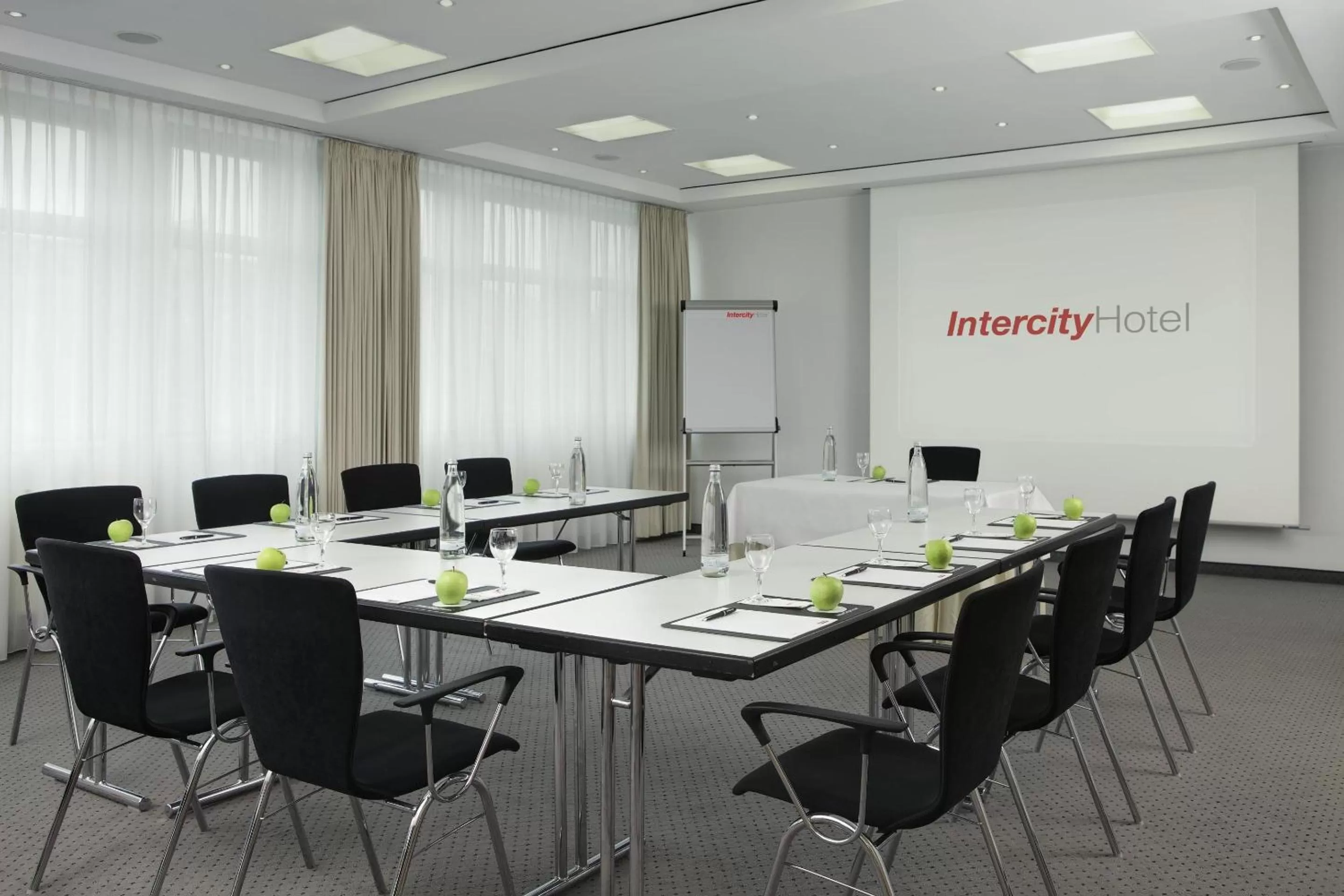 Meeting/conference room in IntercityHotel Berlin Ostbahnhof