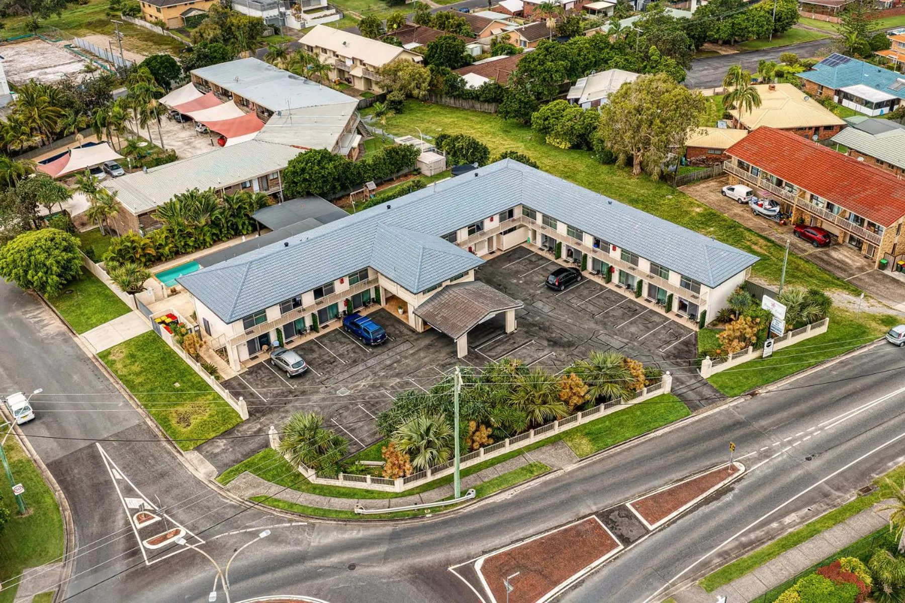 Property building in Pottsville Beach Motel