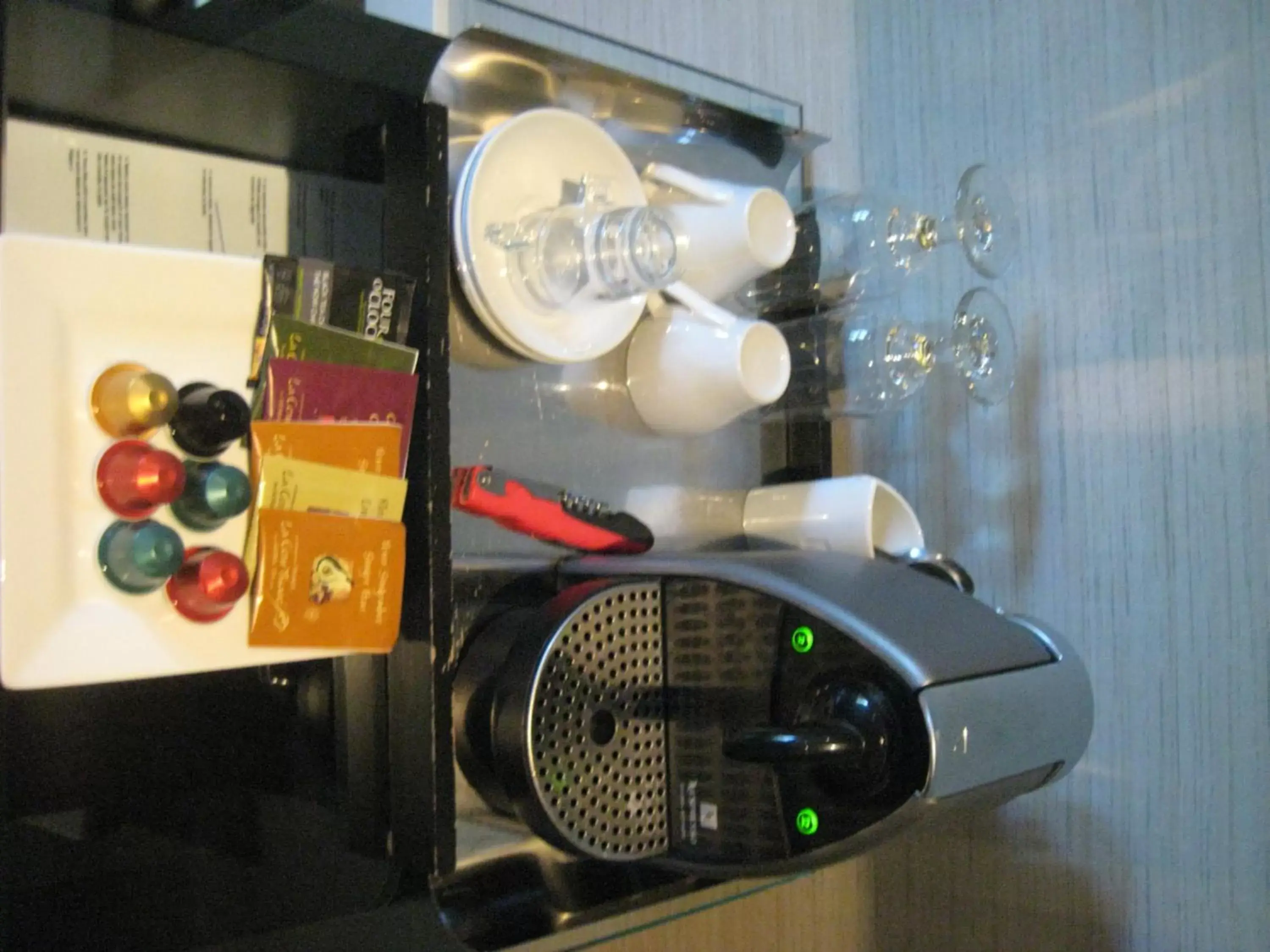 Deluxe Queen Room in Le Relais Lyonnais Deluxe Queen Room in Le Relais Lyonnais