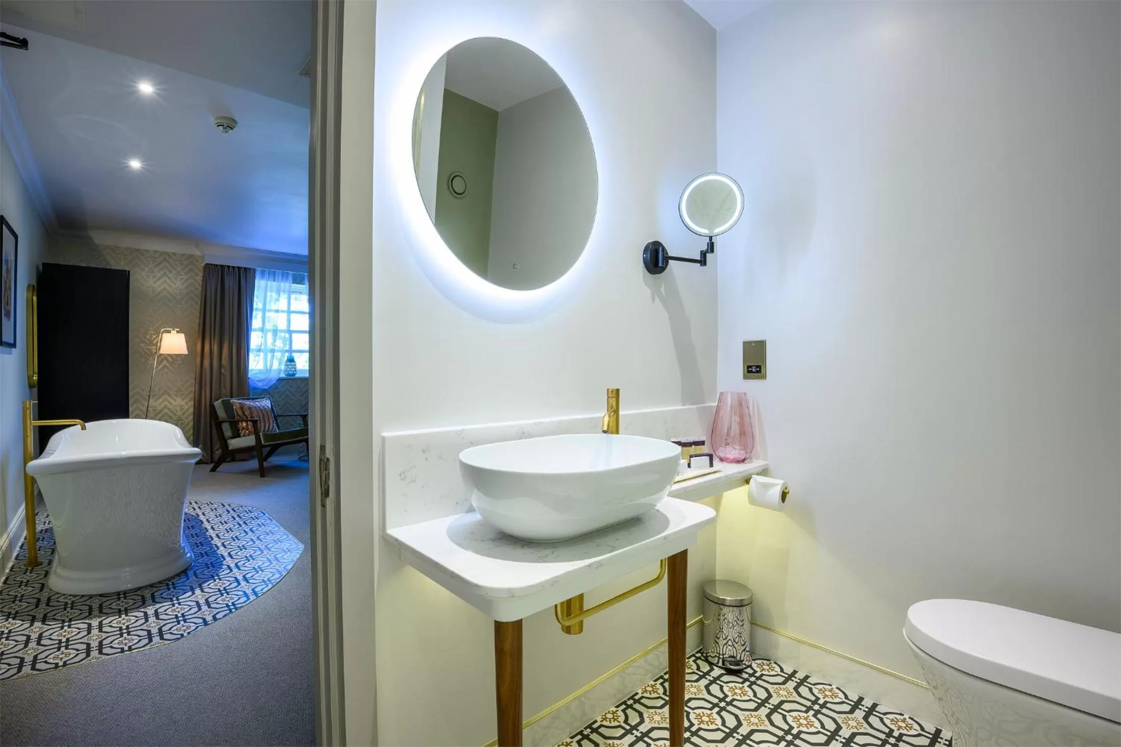 Bathroom in Gonville Hotel