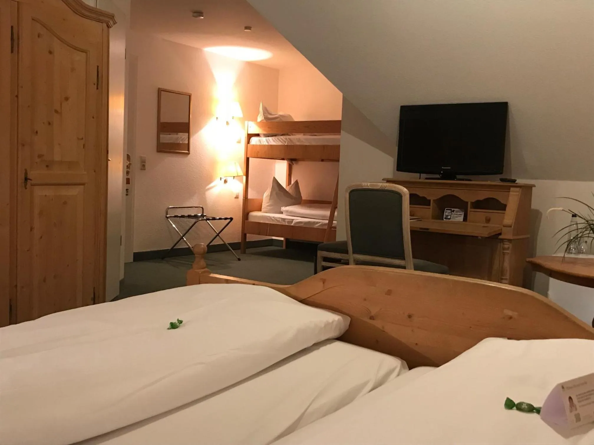 Decorative detail, Bed in Flair Hotel Vier Jahreszeiten