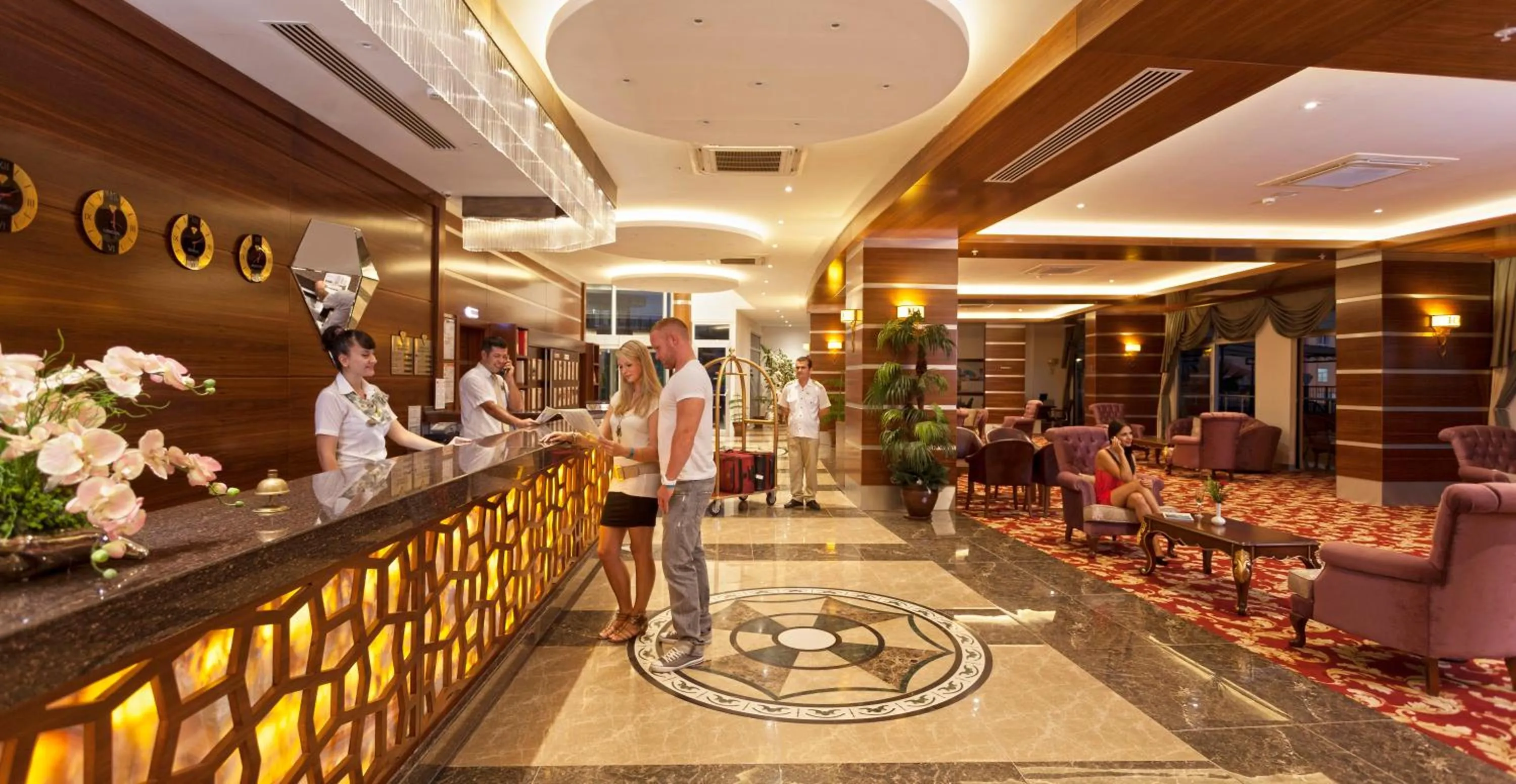 Lobby or reception in Diamond Hill Resort Hotel