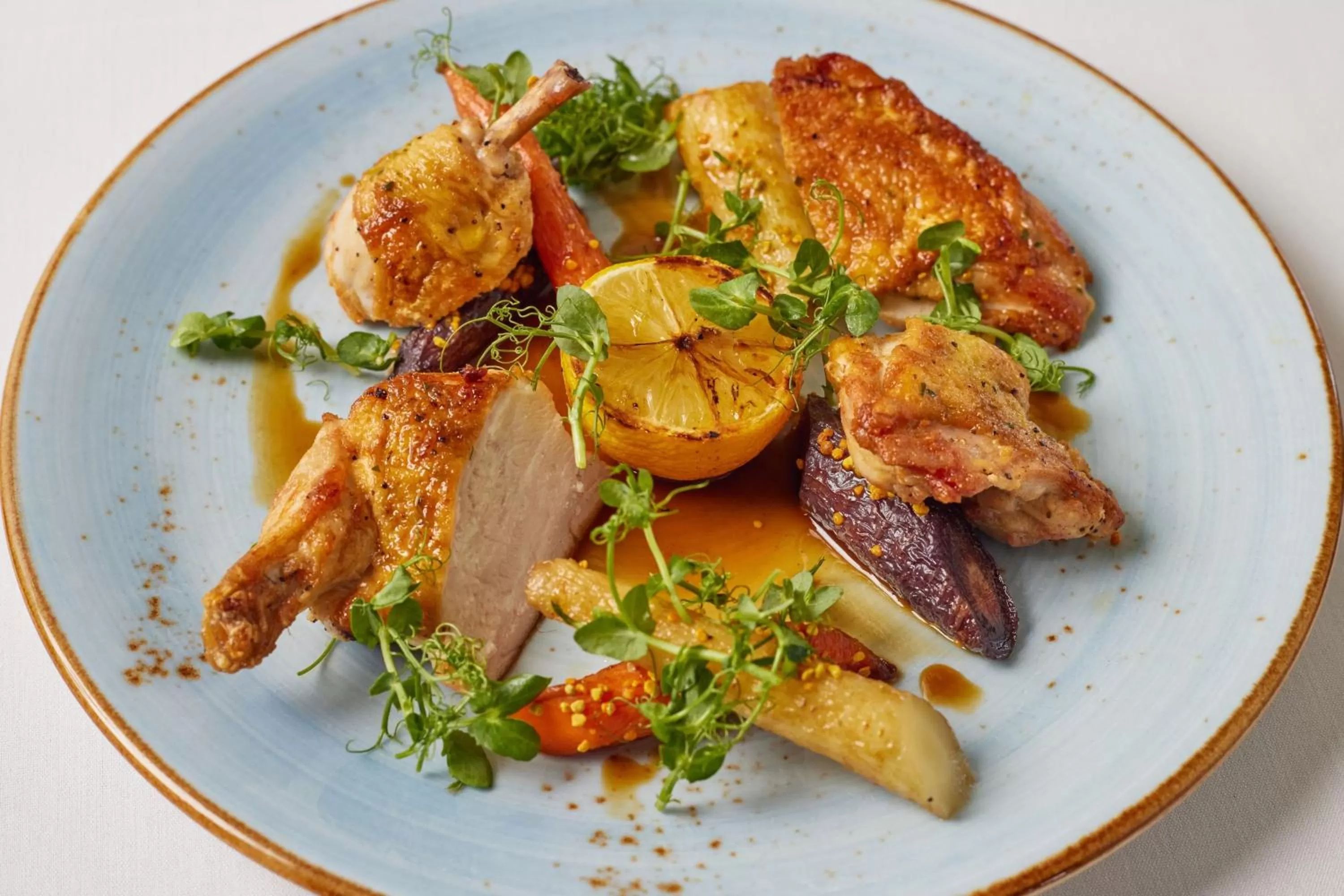 Restaurant/places to eat in Delta Hotels by Marriott™ Virginia Beach Waterfront Suites