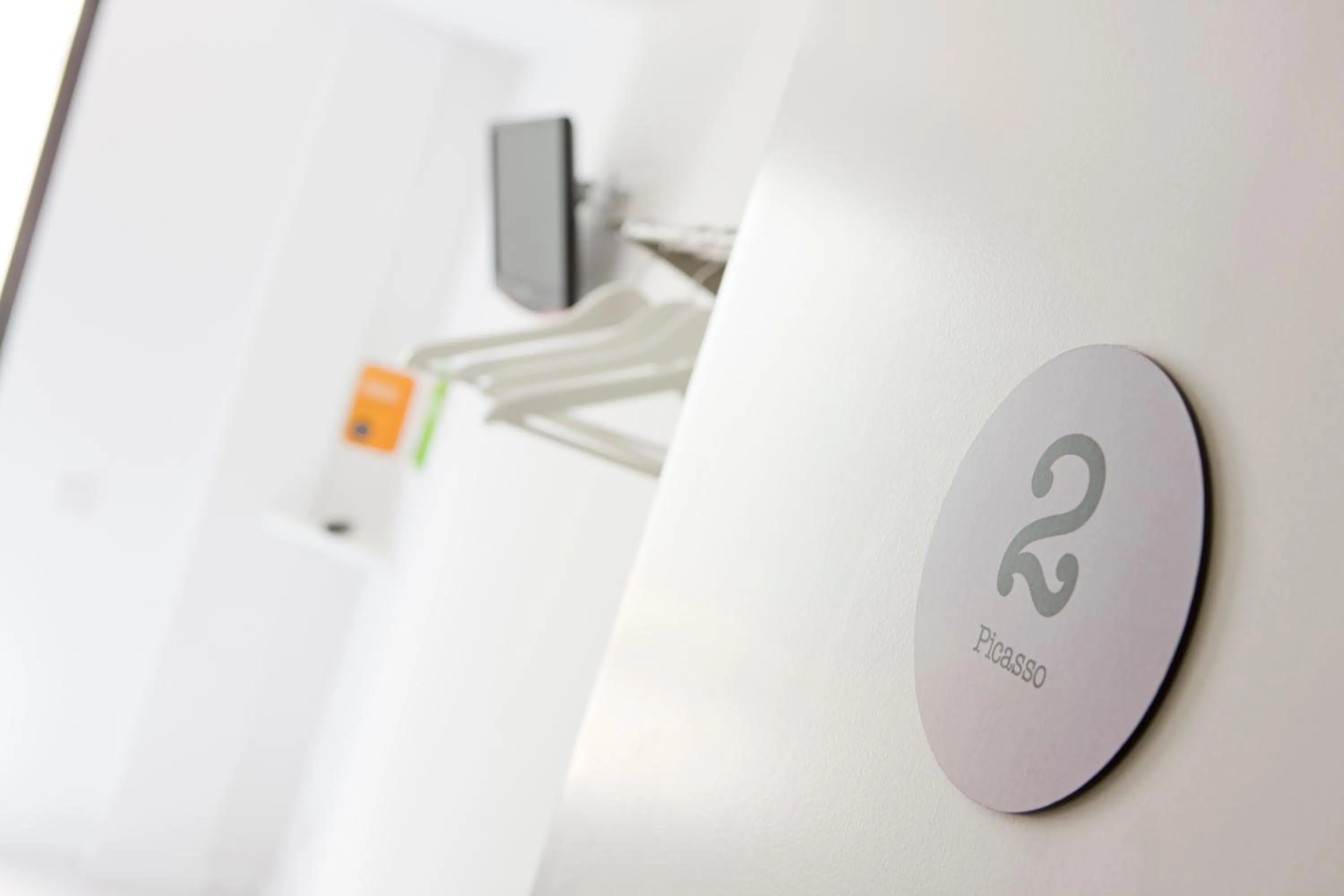 Decorative detail in Live & Dream