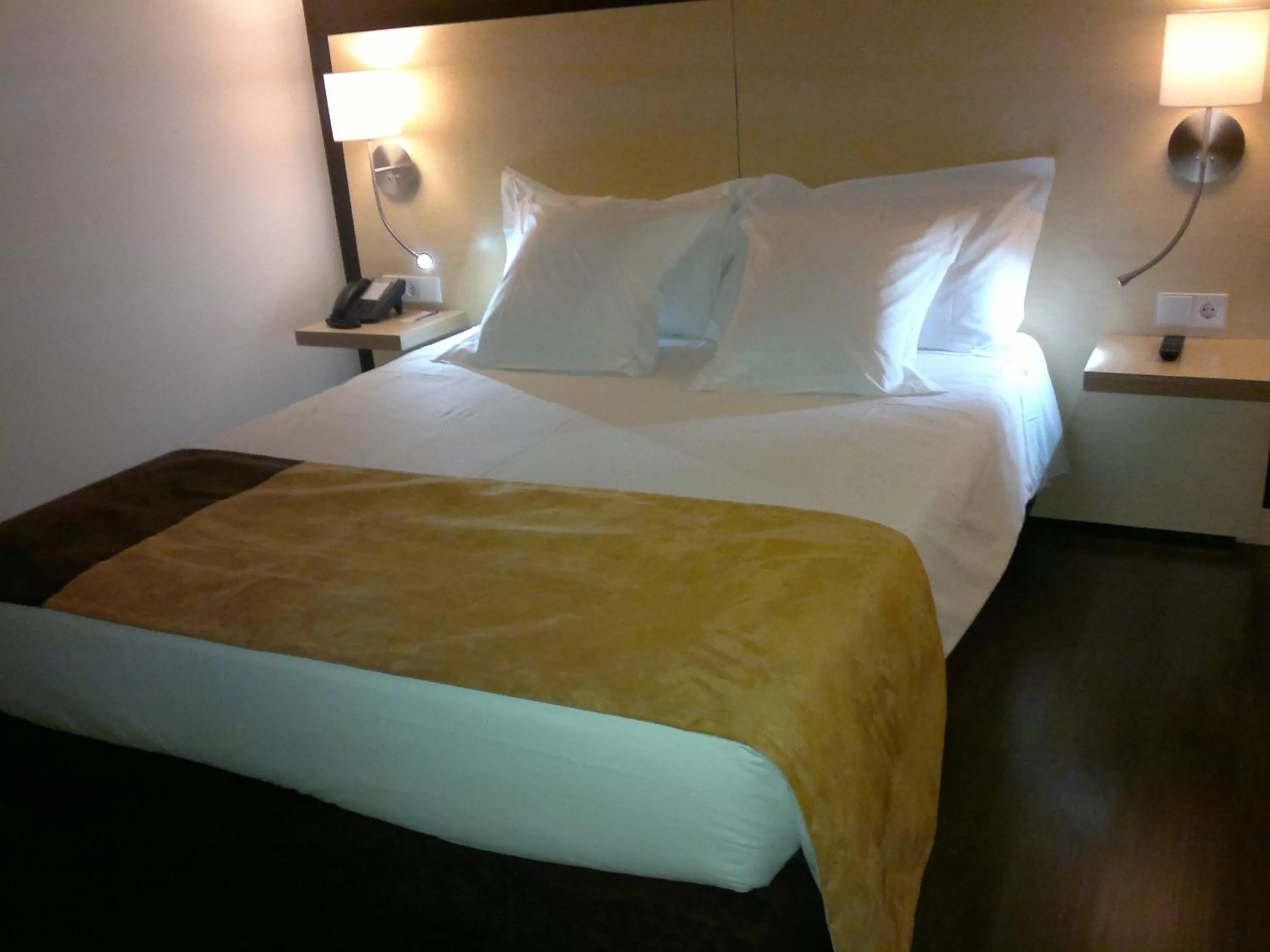 Standard Double Room - Non-Smoking in Hotel Mercure Braga Centro