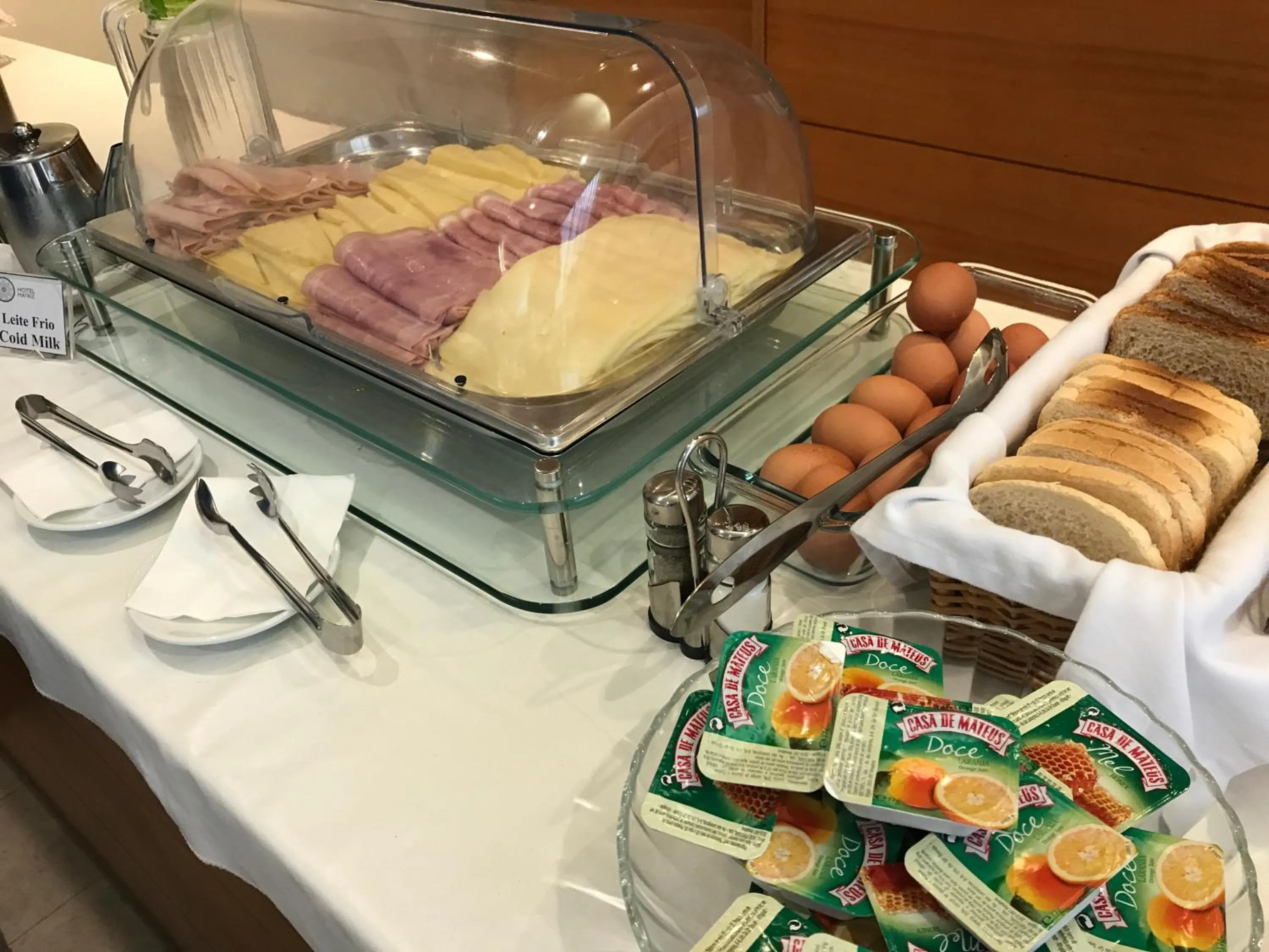 Continental breakfast in Hotel Matriz