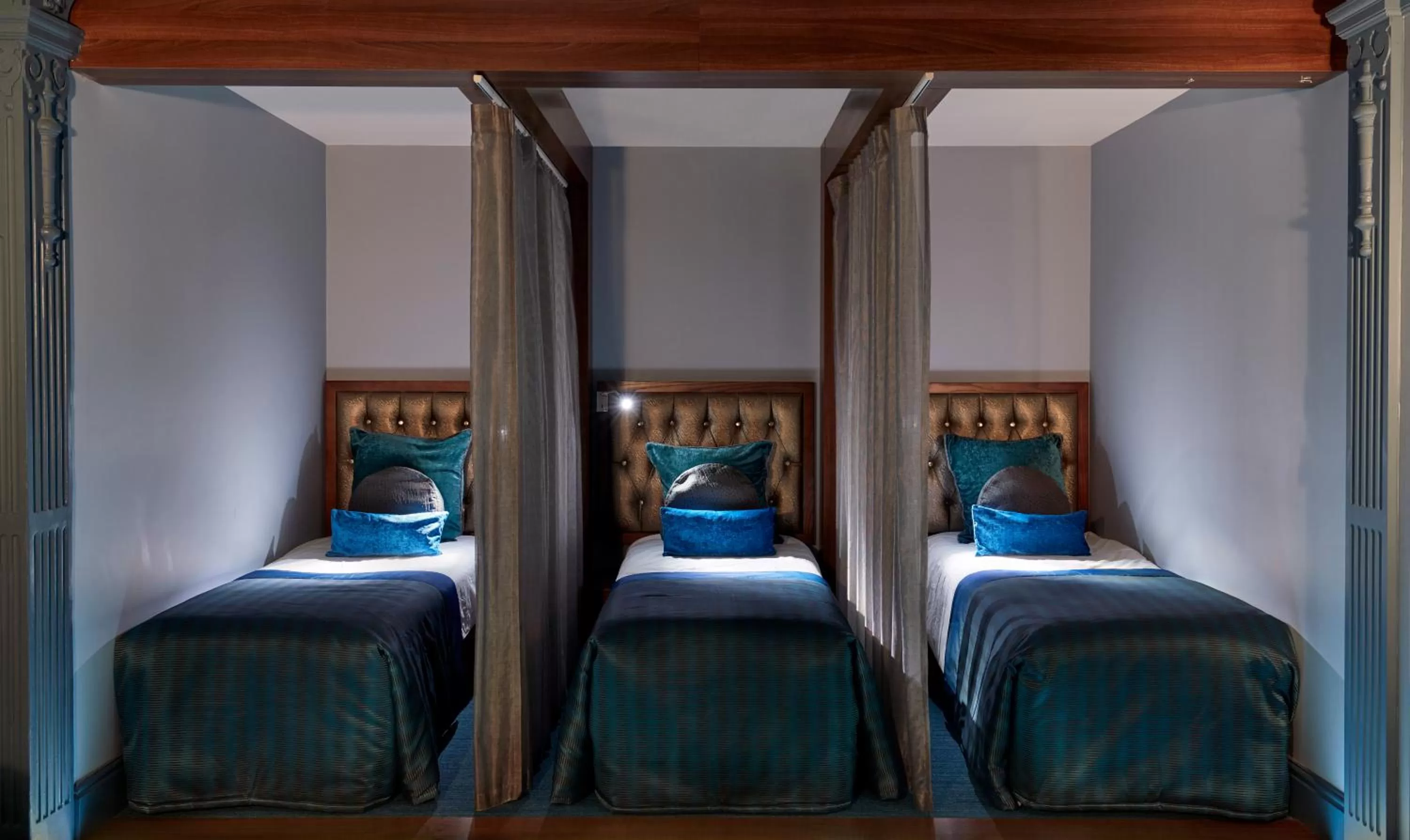 Spa and wellness centre/facilities, Bed in The Midland