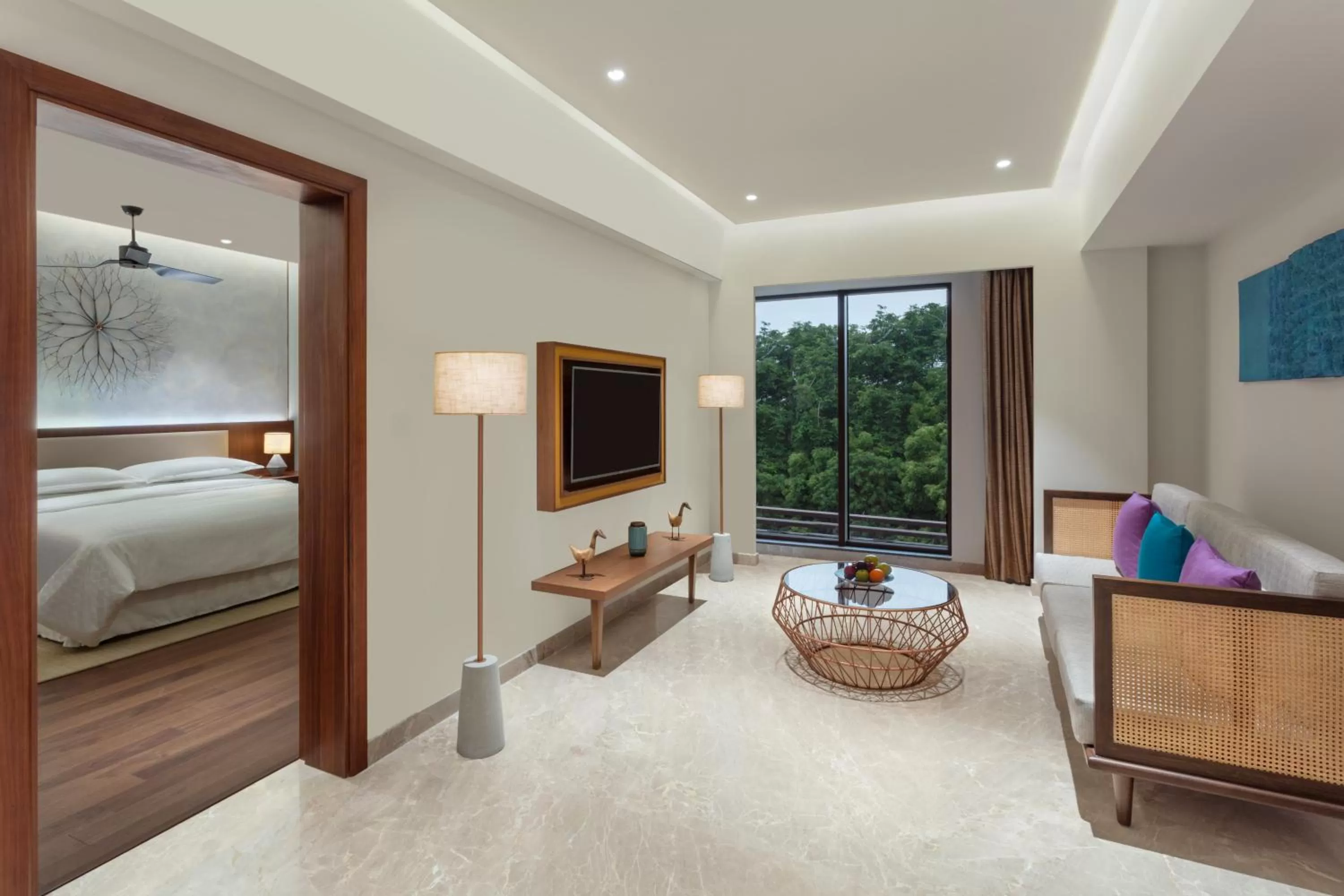 Living room, Bed in Sheraton Grand Chennai Resort & Spa