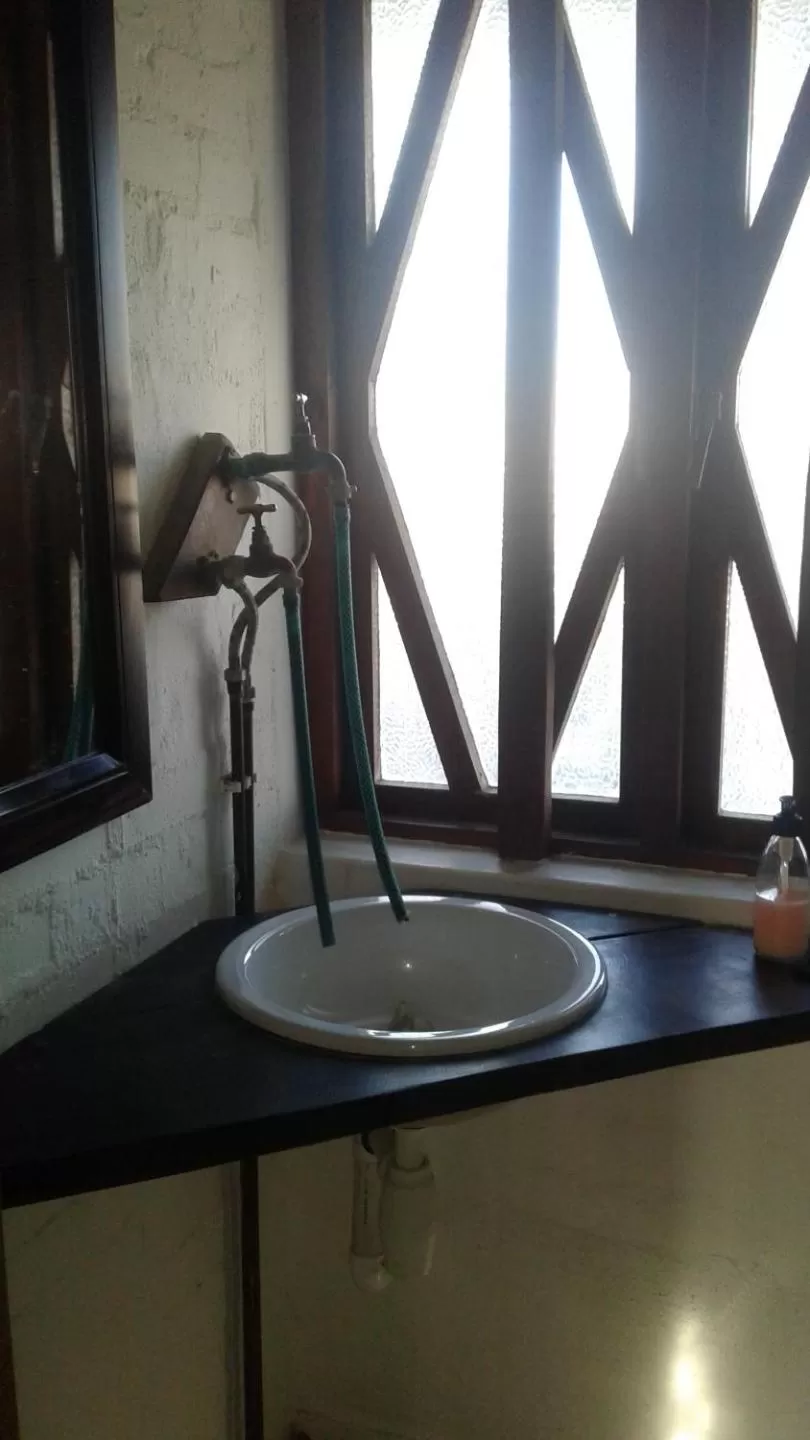 Bathroom in Alternative Space B & B