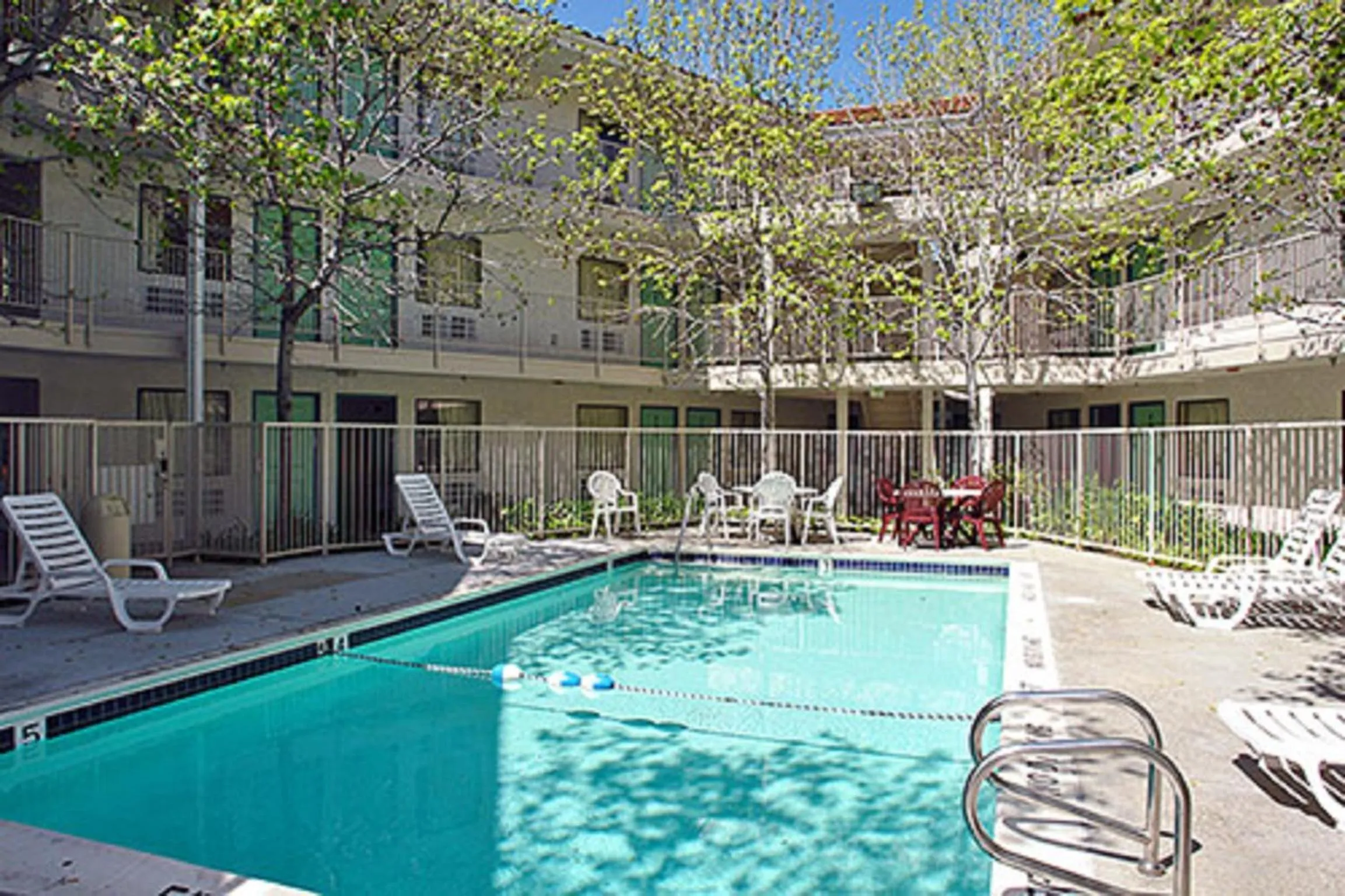 Swimming pool in Motel 6-Yreka, CA