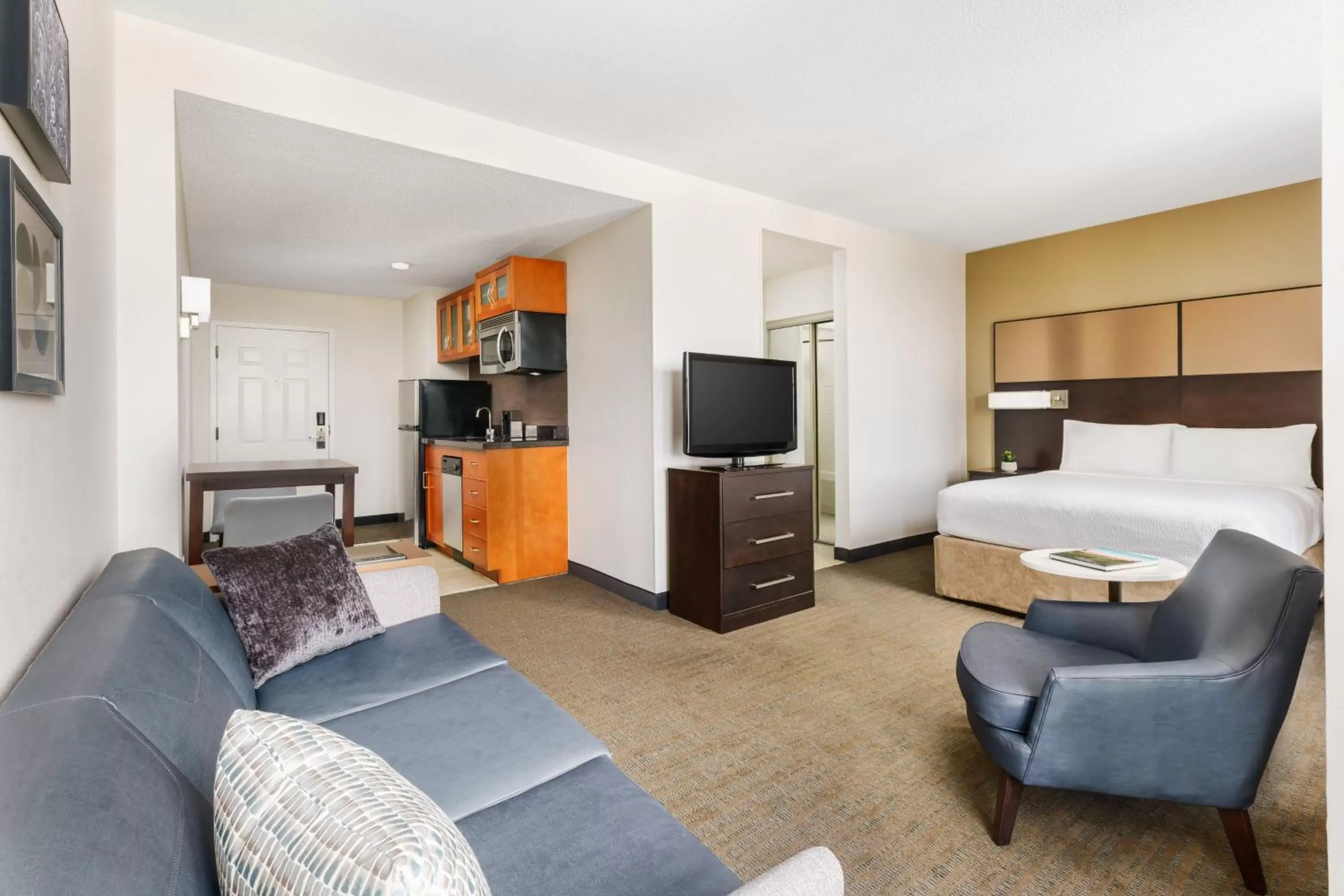 Bedroom, Bed in Residence Inn Atlanta Downtown