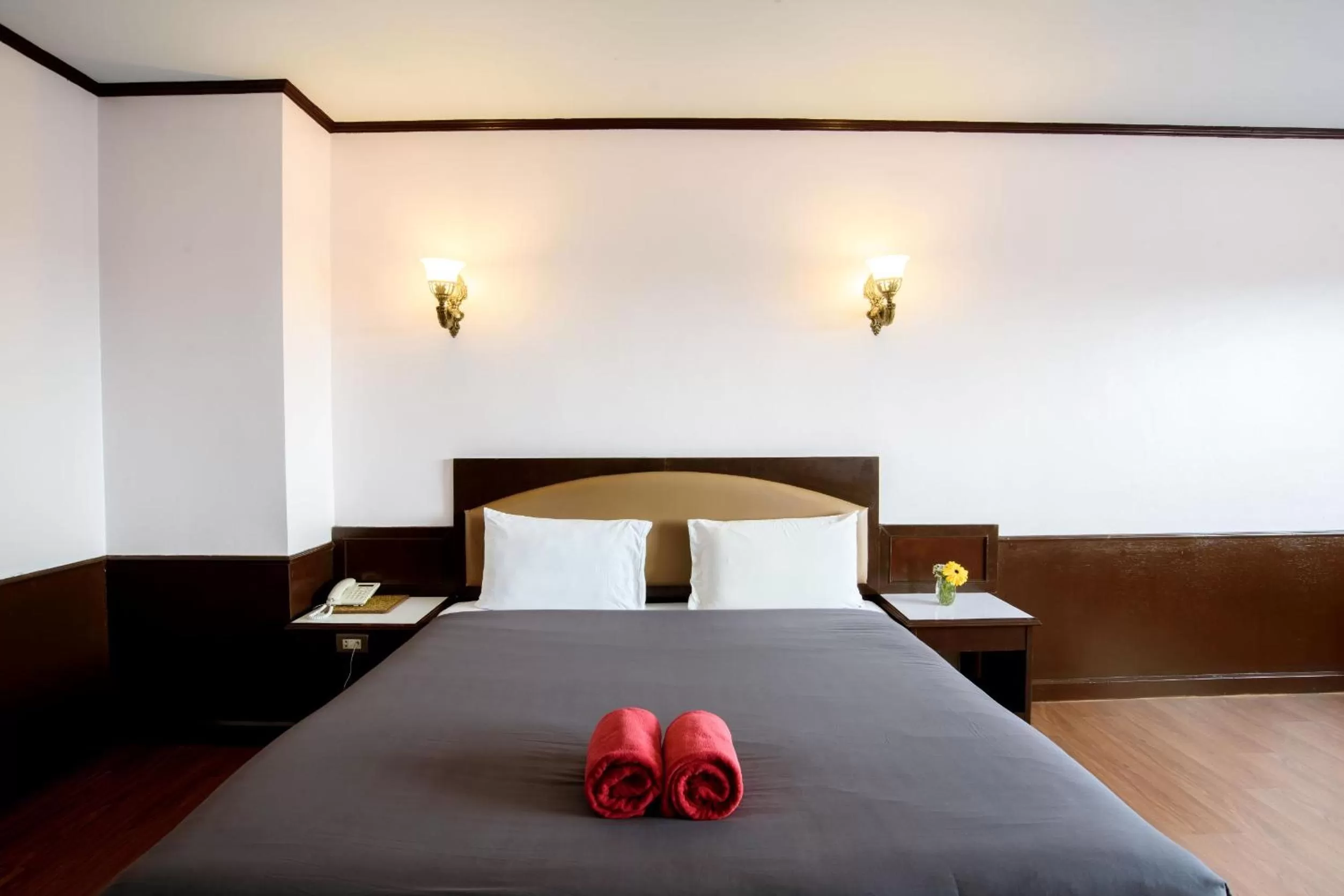 Bed in Marine Yensabai Pattaya