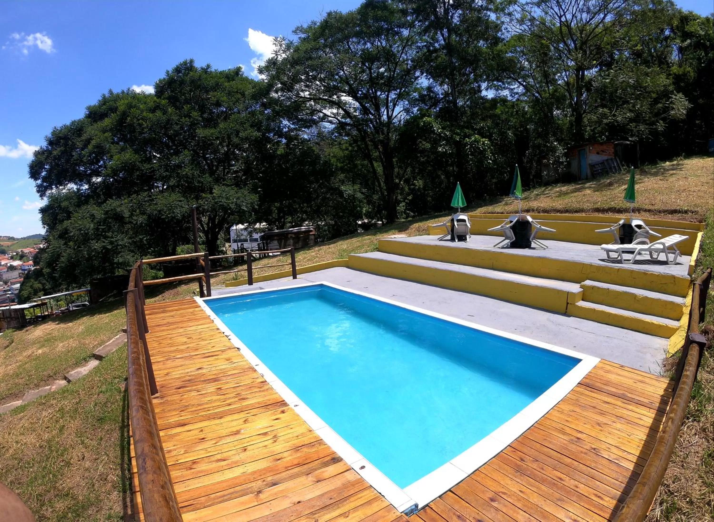 Swimming pool in Pousada Solar da Montanha