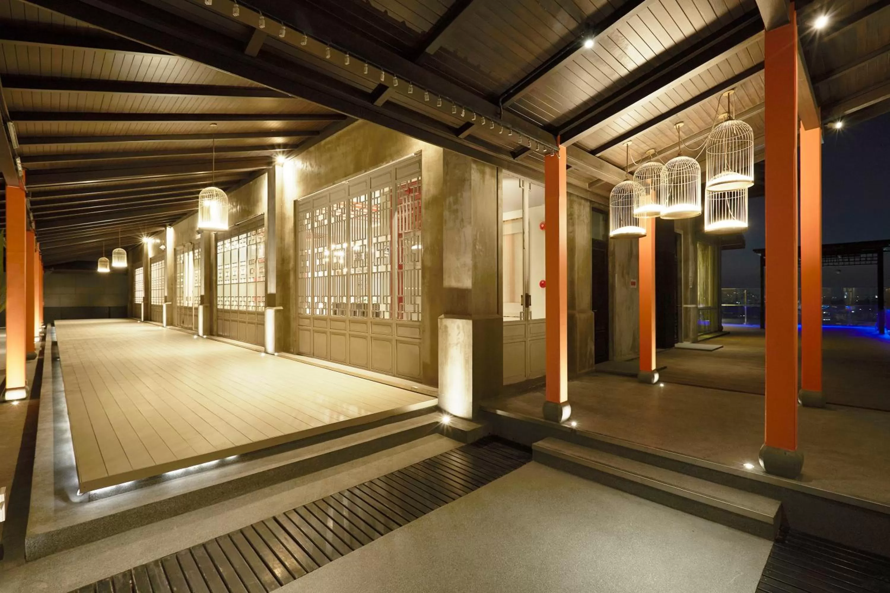 The Quarter Hualamphong by UHG