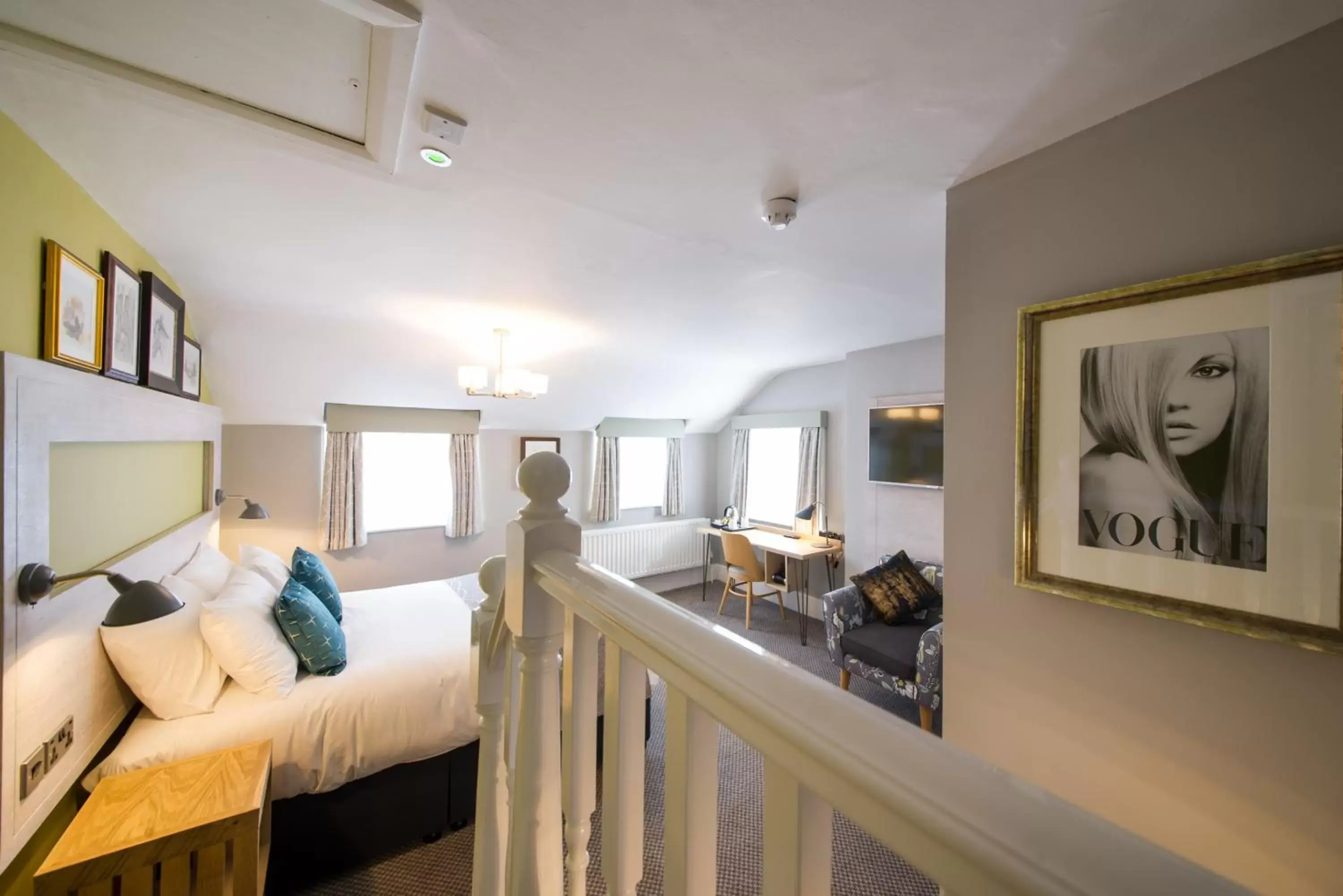 Triple Room with Shower in The Hedgehog by Innkeeper's Collection Triple Room with Shower in The Hedgehog by Innkeeper's Collection