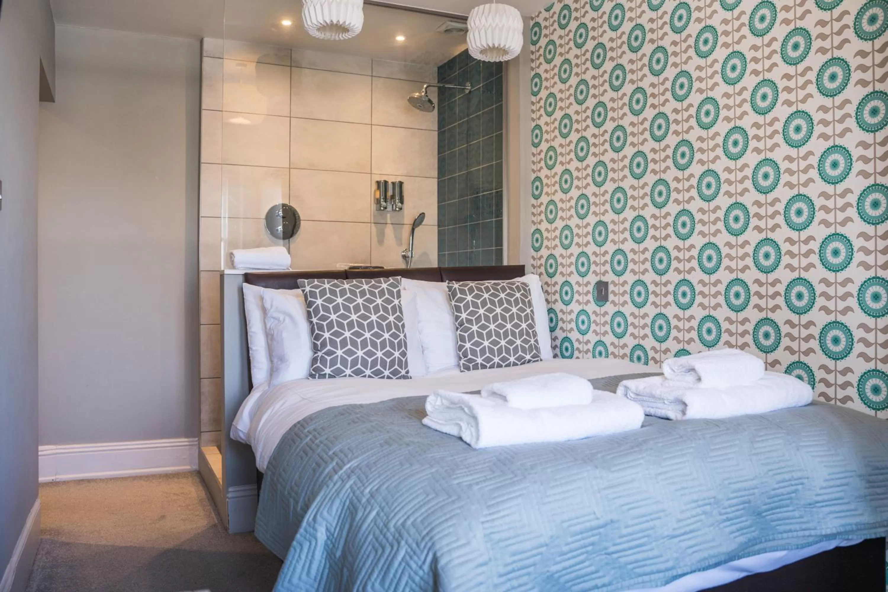 Property building, Bed in 1 Elliot Terrace