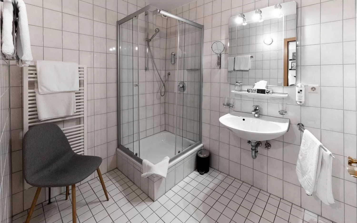 Bathroom in Hotel Beim Schupi Karlsruhe