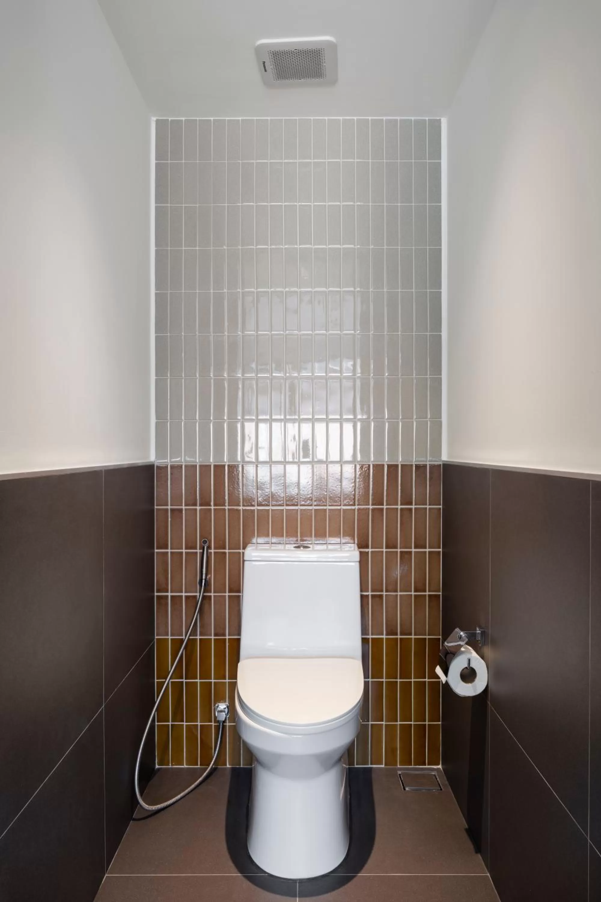 Toilet in Lilit Bang Lumphu Hotel