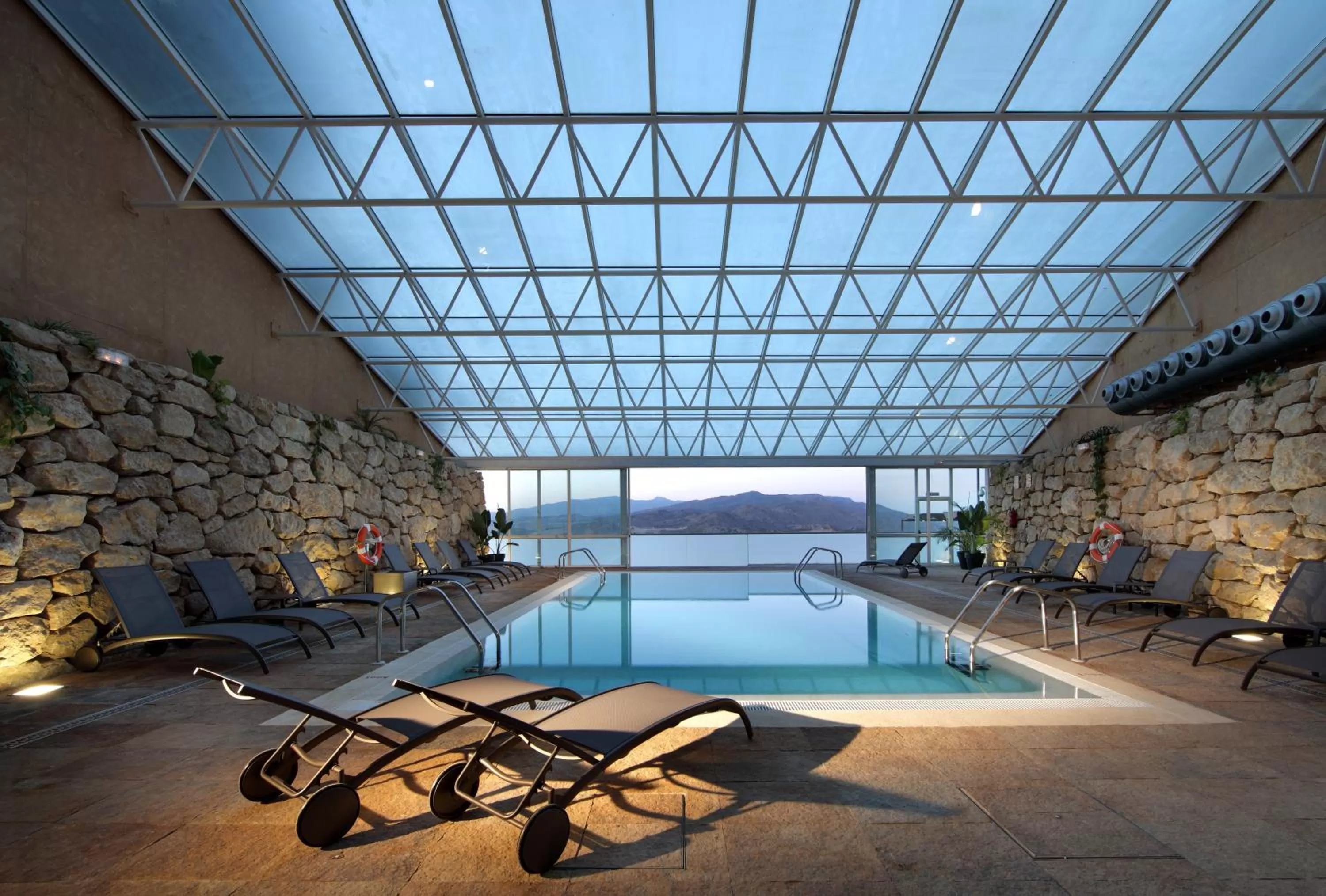 Swimming pool in Parador de Lorca