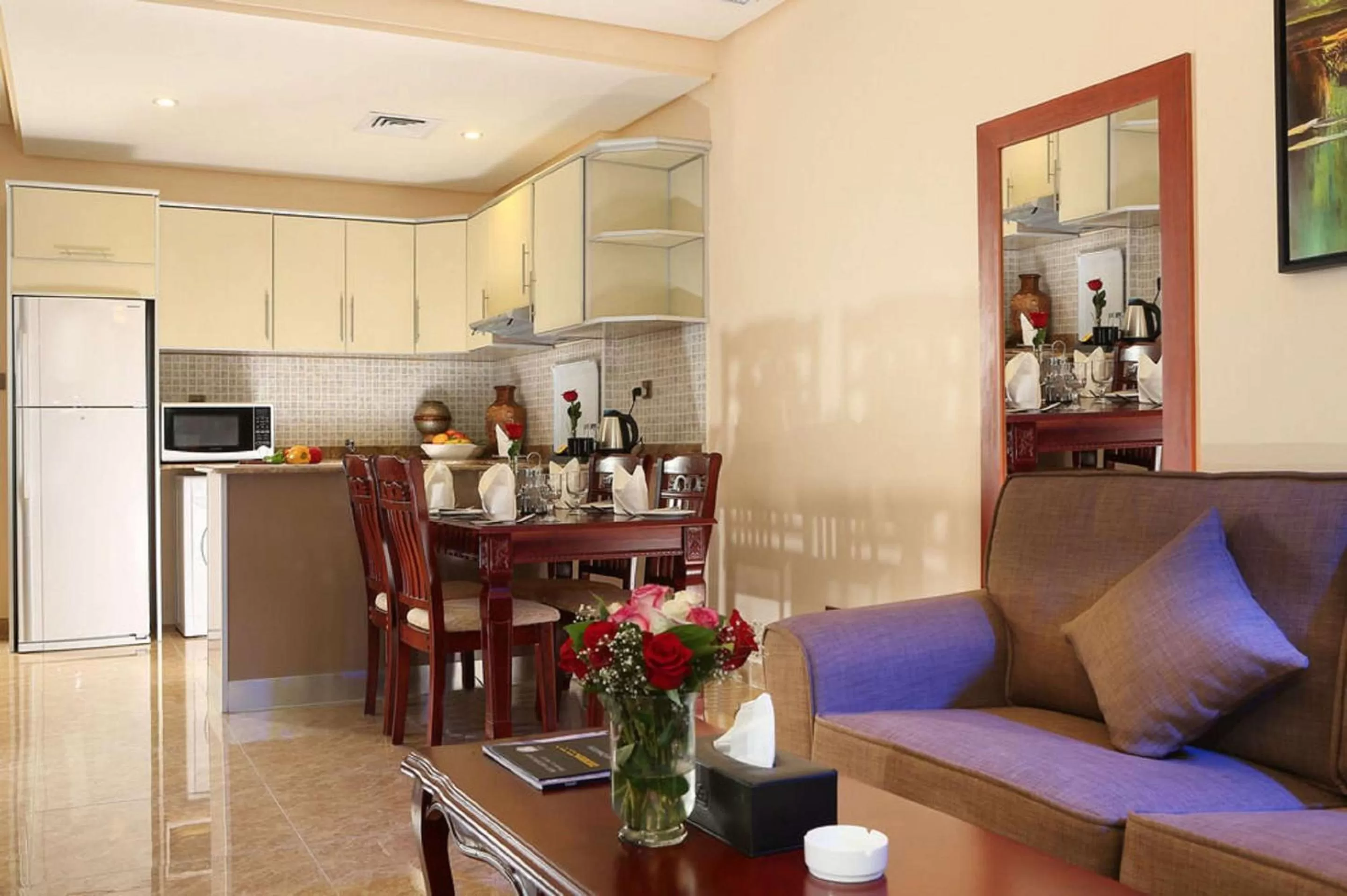 Photo of the whole room in Best Western Plus Salmiya