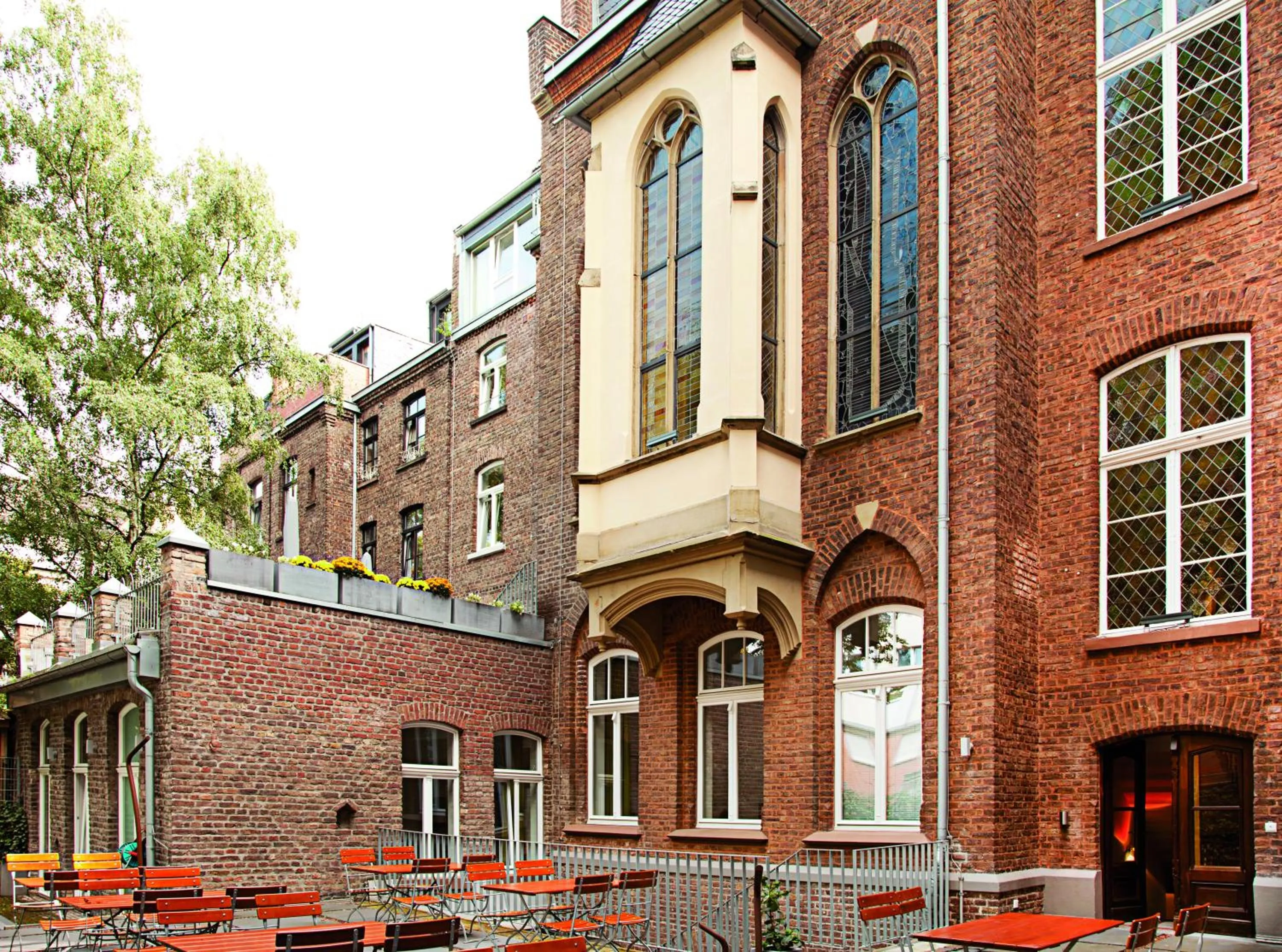 Property building in HOPPER Hotel St. Josef