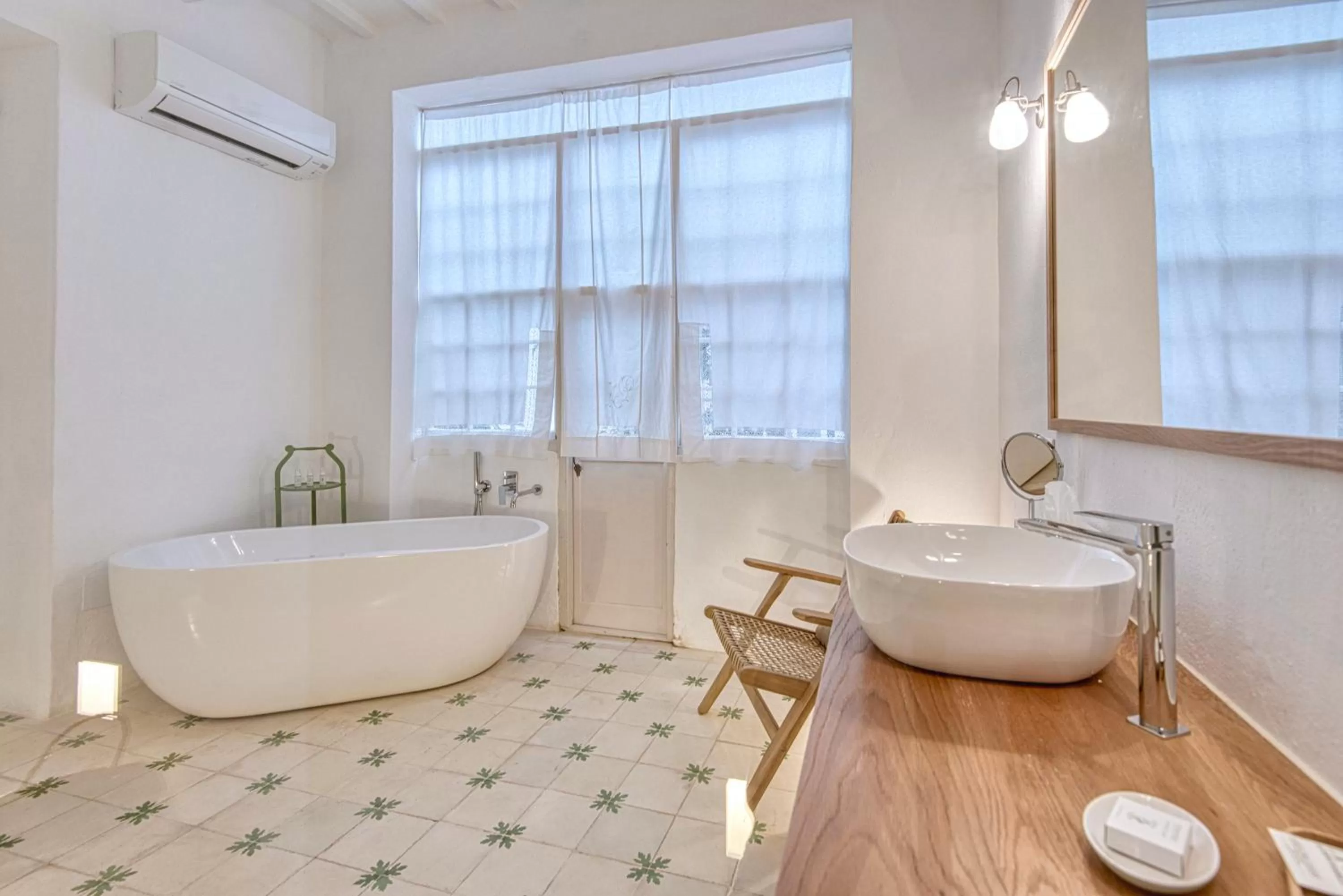 Bathroom in Can Alberti 1740 Boutique Hotel