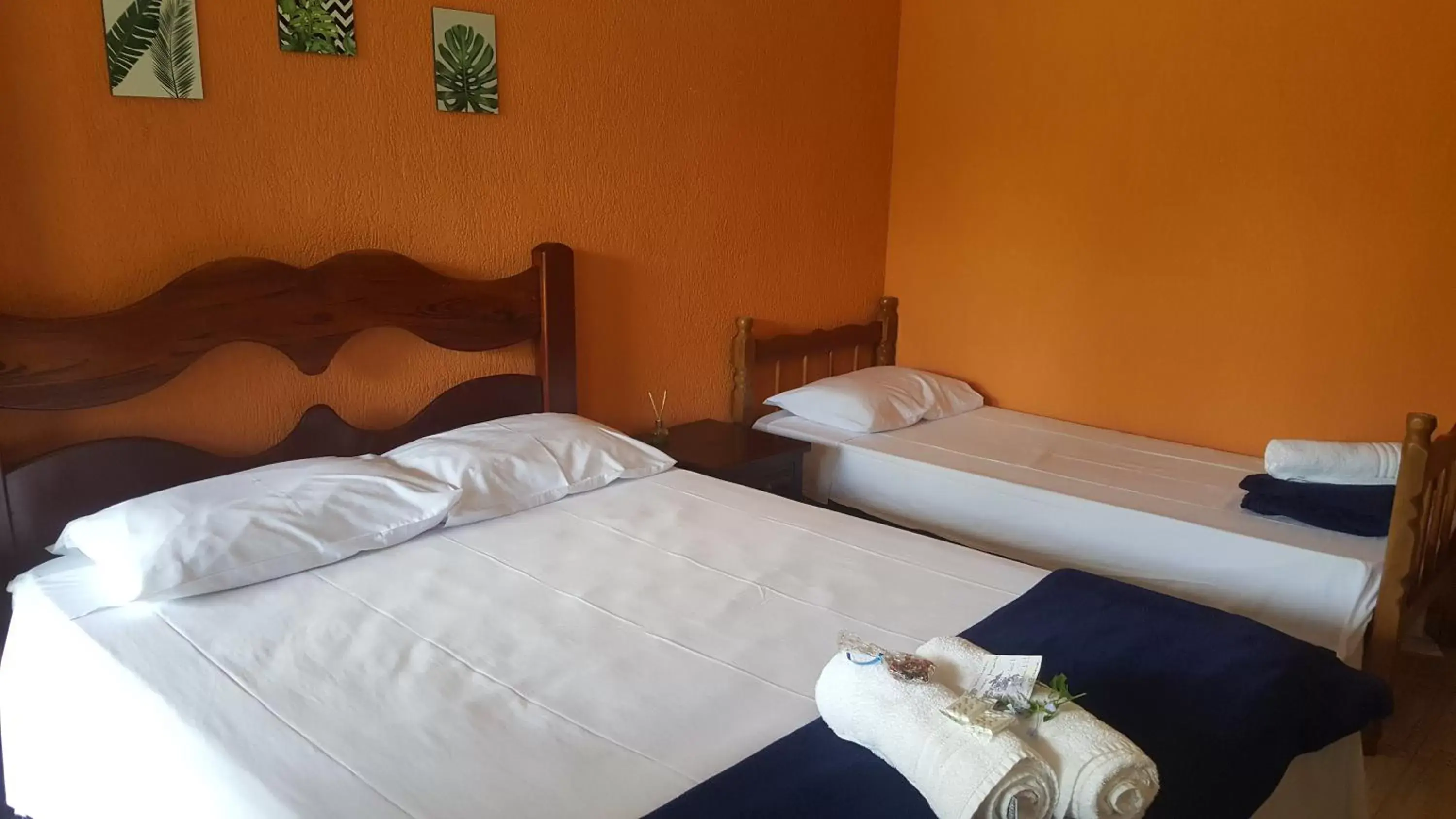 Basic Triple Room in Pousada Solar Tropical Basic Triple Room in Pousada Solar Tropical