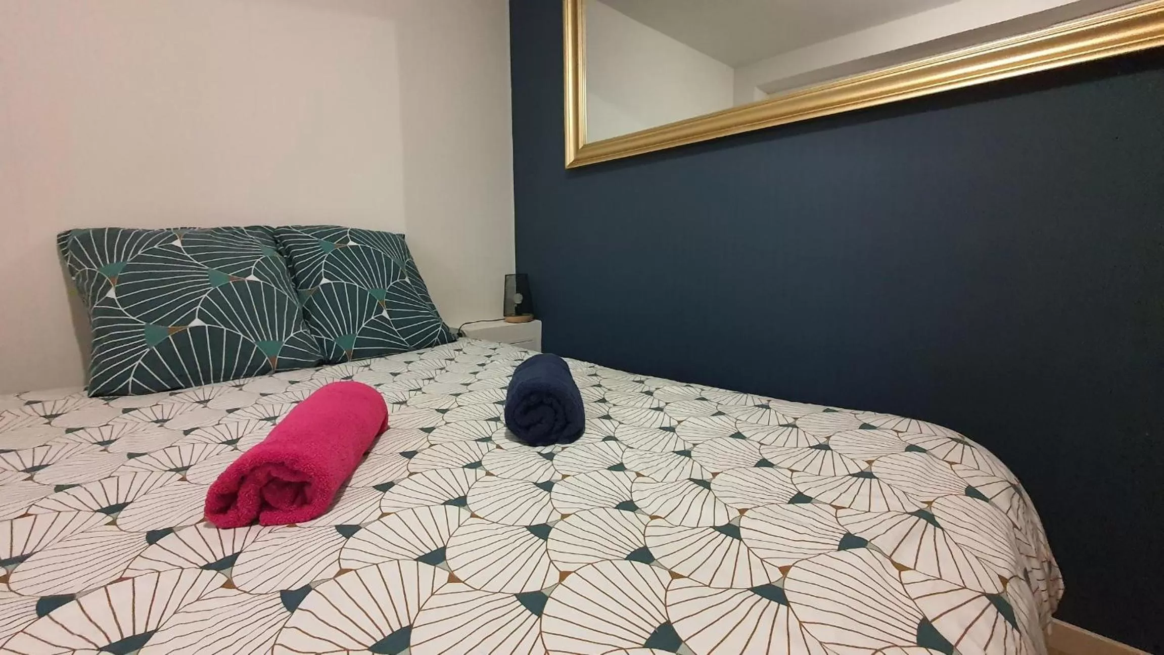 Bed in Chambre Balnéo à Chaumont (Maison Bonhage)