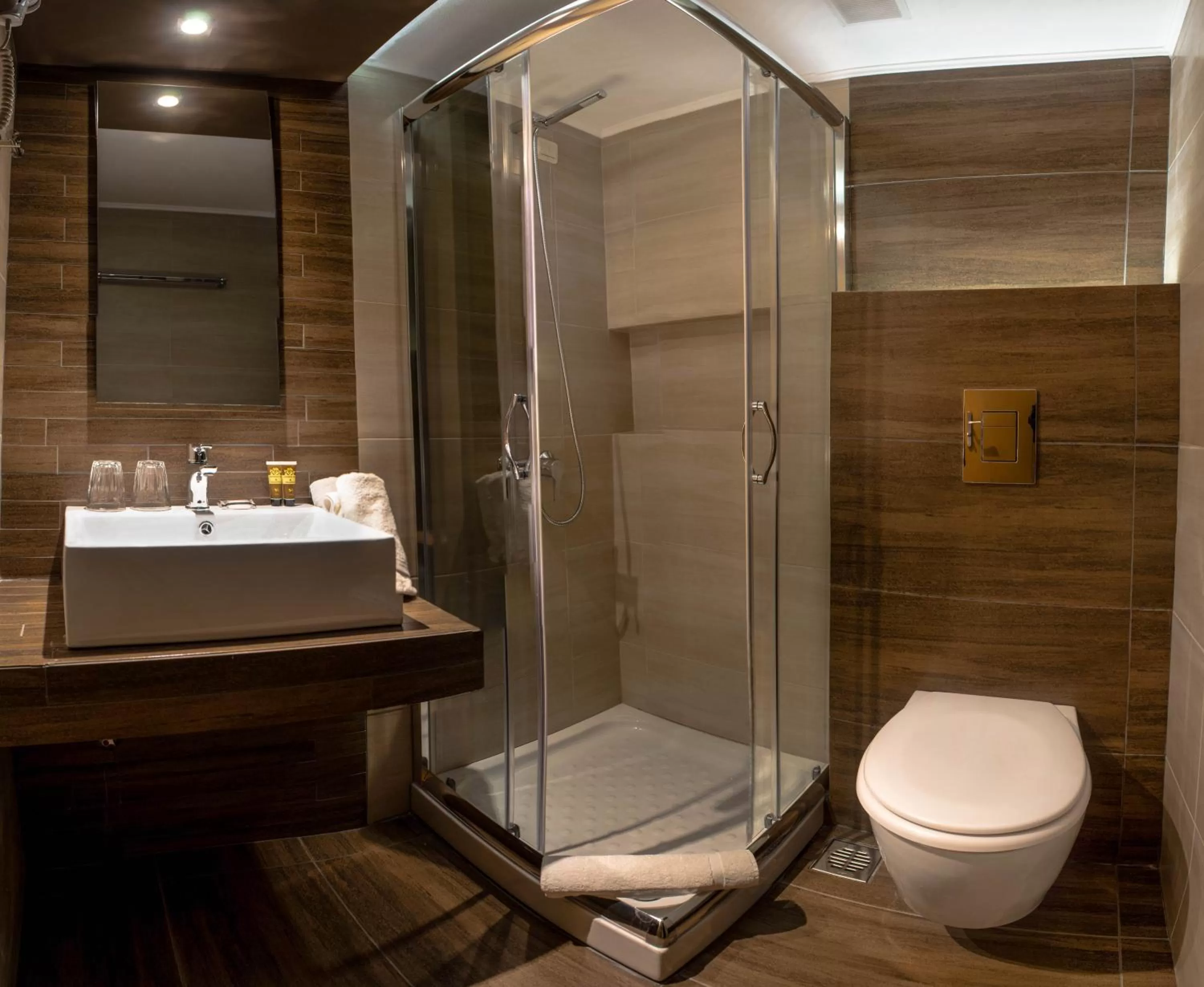 Bathroom in Esperia Hotel