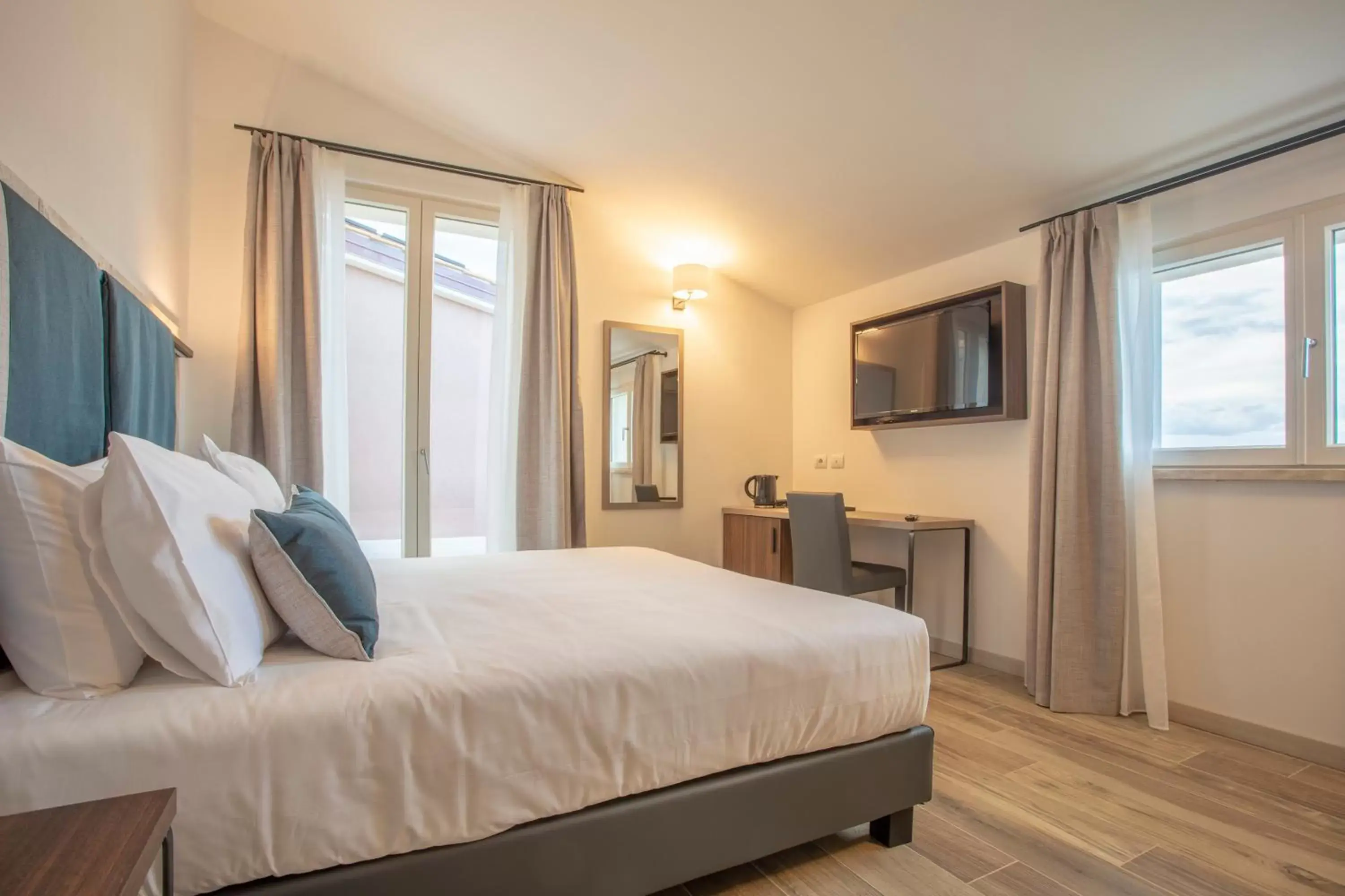 Superior Double or Twin Room in Riva Toscana Golf Resort & SPA Superior Double or Twin Room in Riva Toscana Golf Resort & SPA