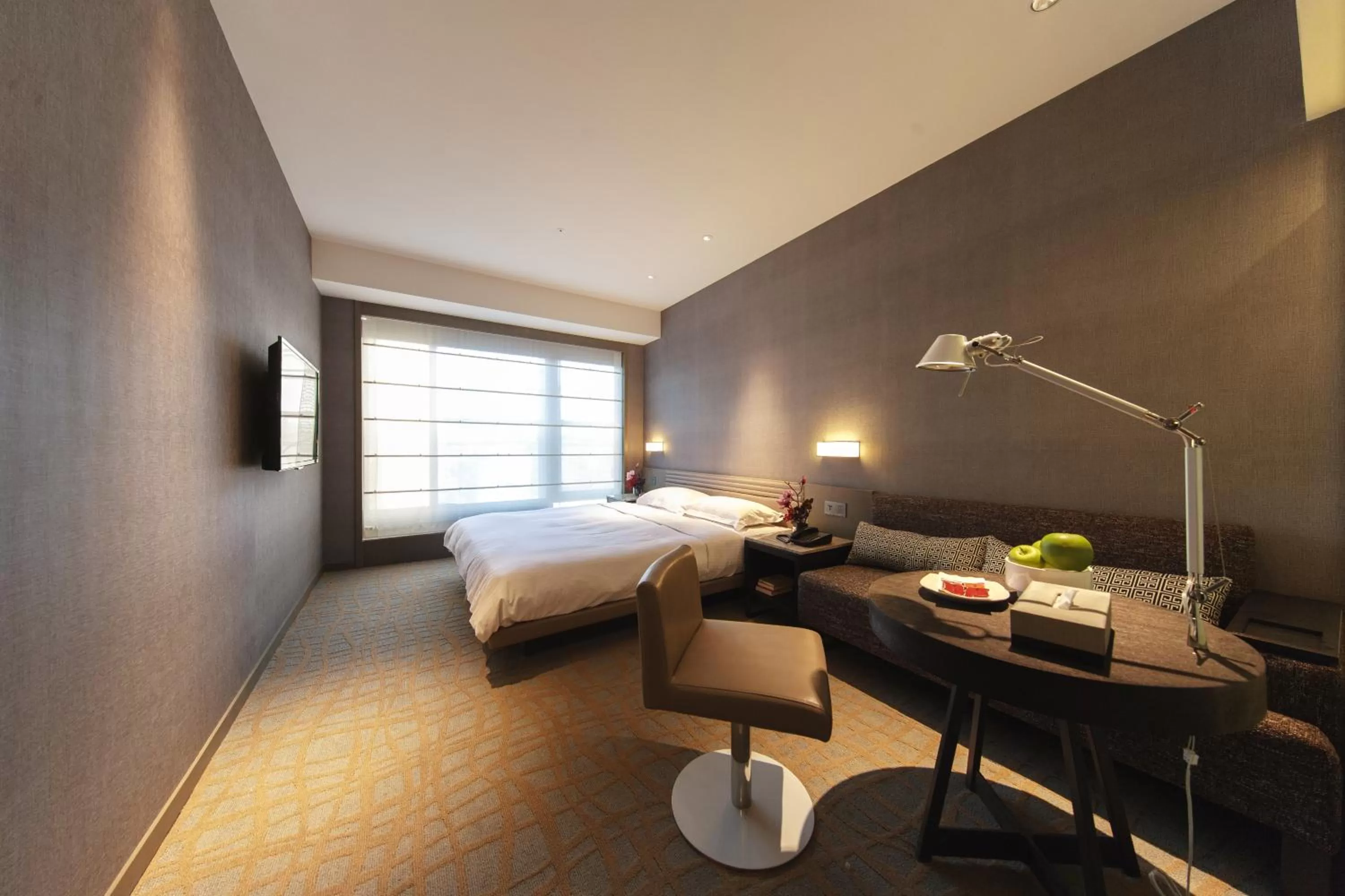 Photo of the whole room, Bed in Hotel Midtown Richardson