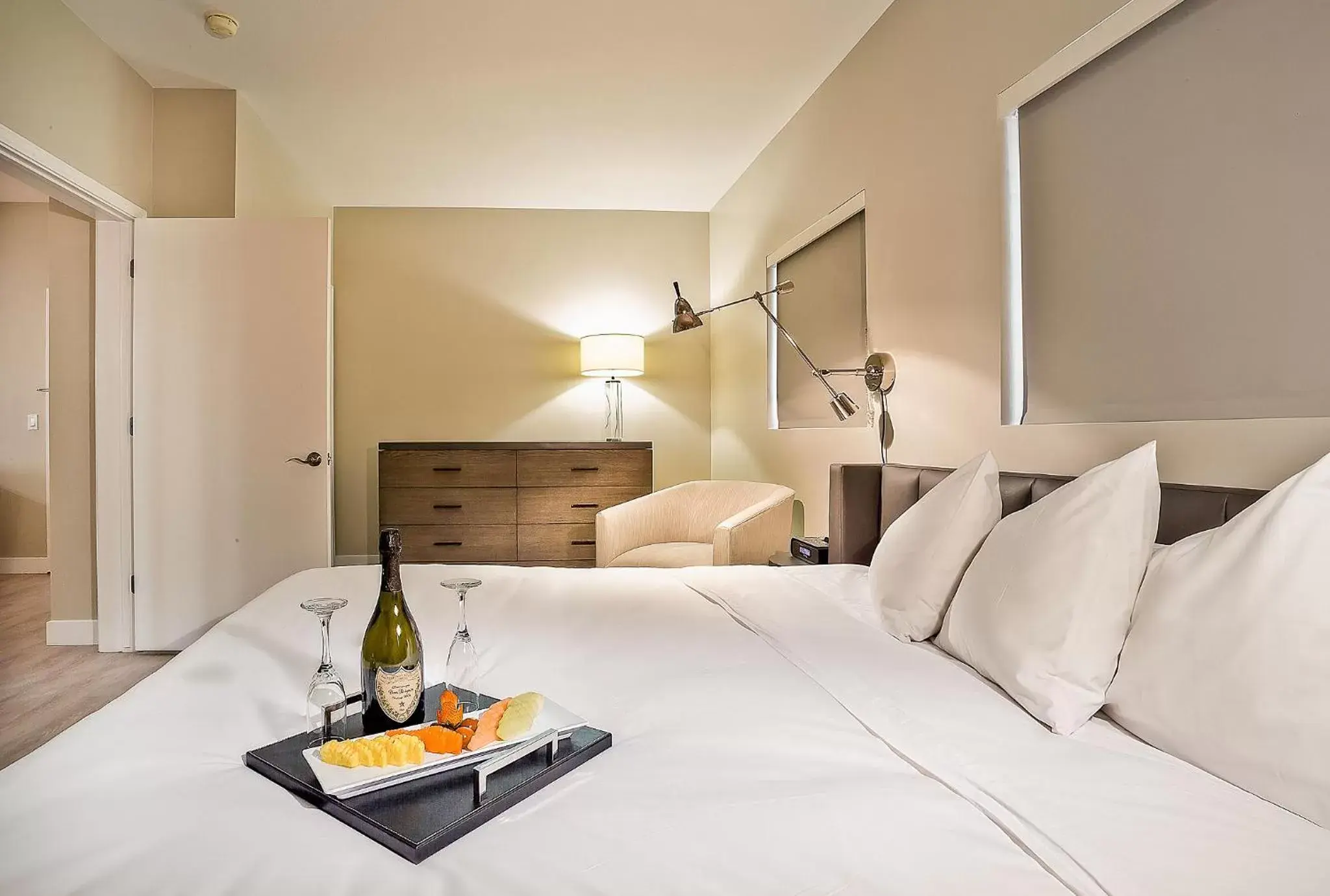 Villa with One King- Disability access in Grand Hotel Villa with One King- Disability access in Grand Hotel