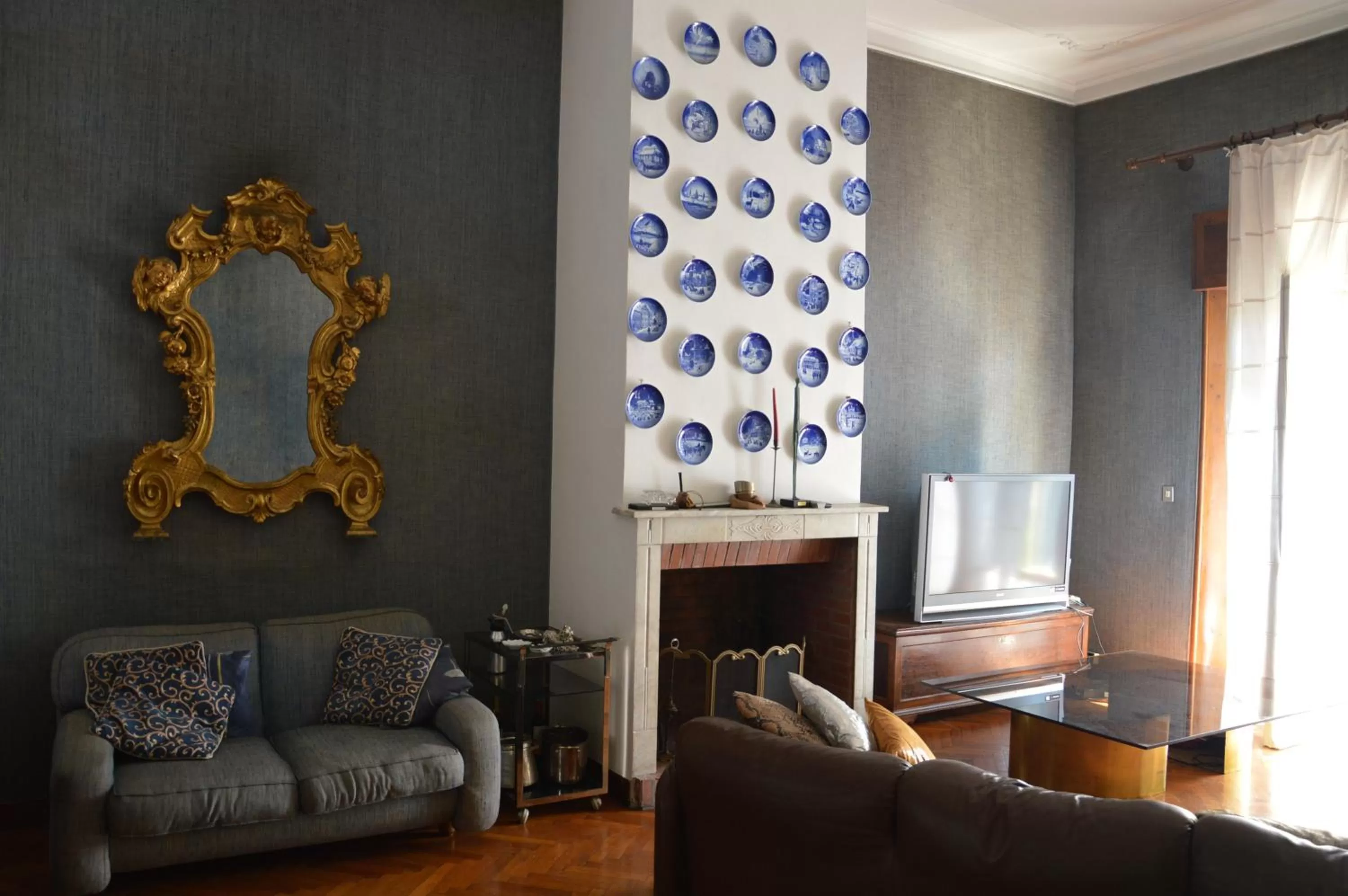 Decorative detail in Villa Gini