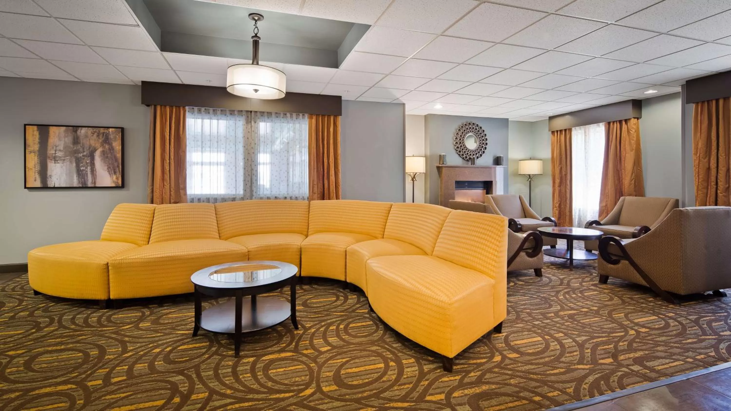Lobby or reception in Best Western Plus Coldwater Hotel
