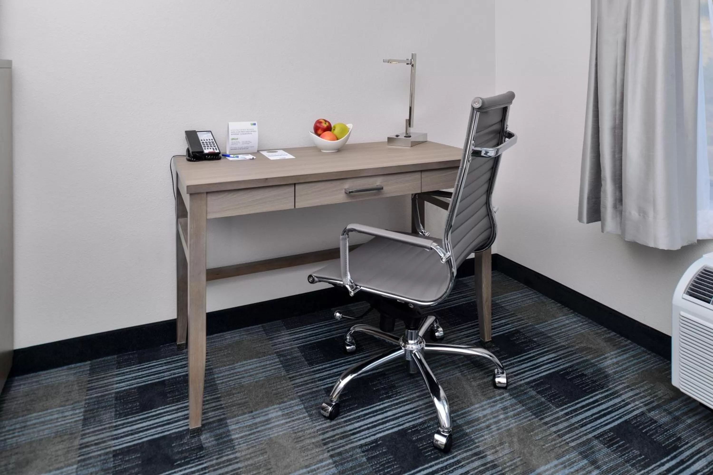 Bedroom in Holiday Inn Express & Suites San Diego - Mission Valley by IHG