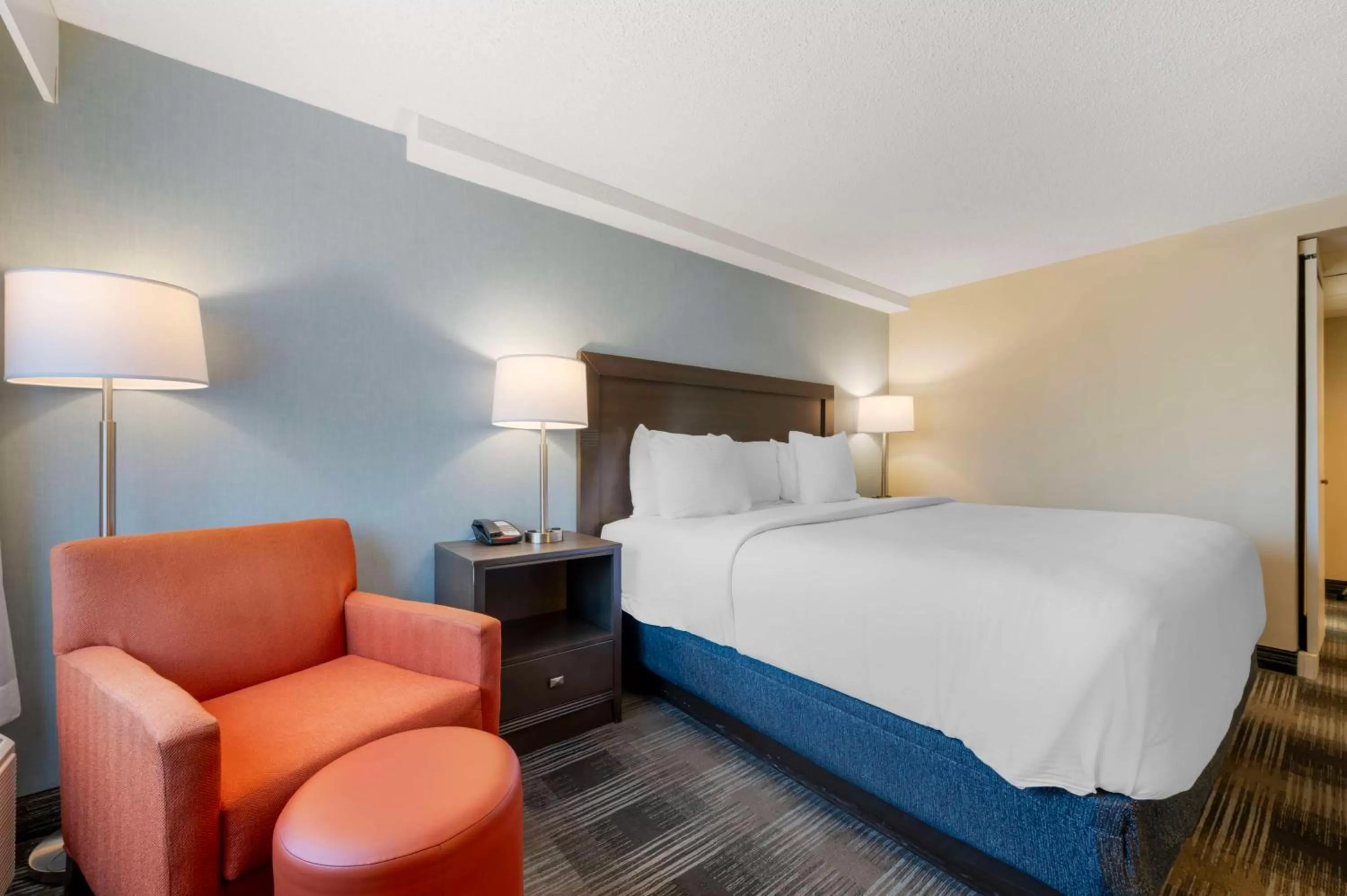 Bedroom, Bed in Best Western Plus Alexandria Fort Belvoir