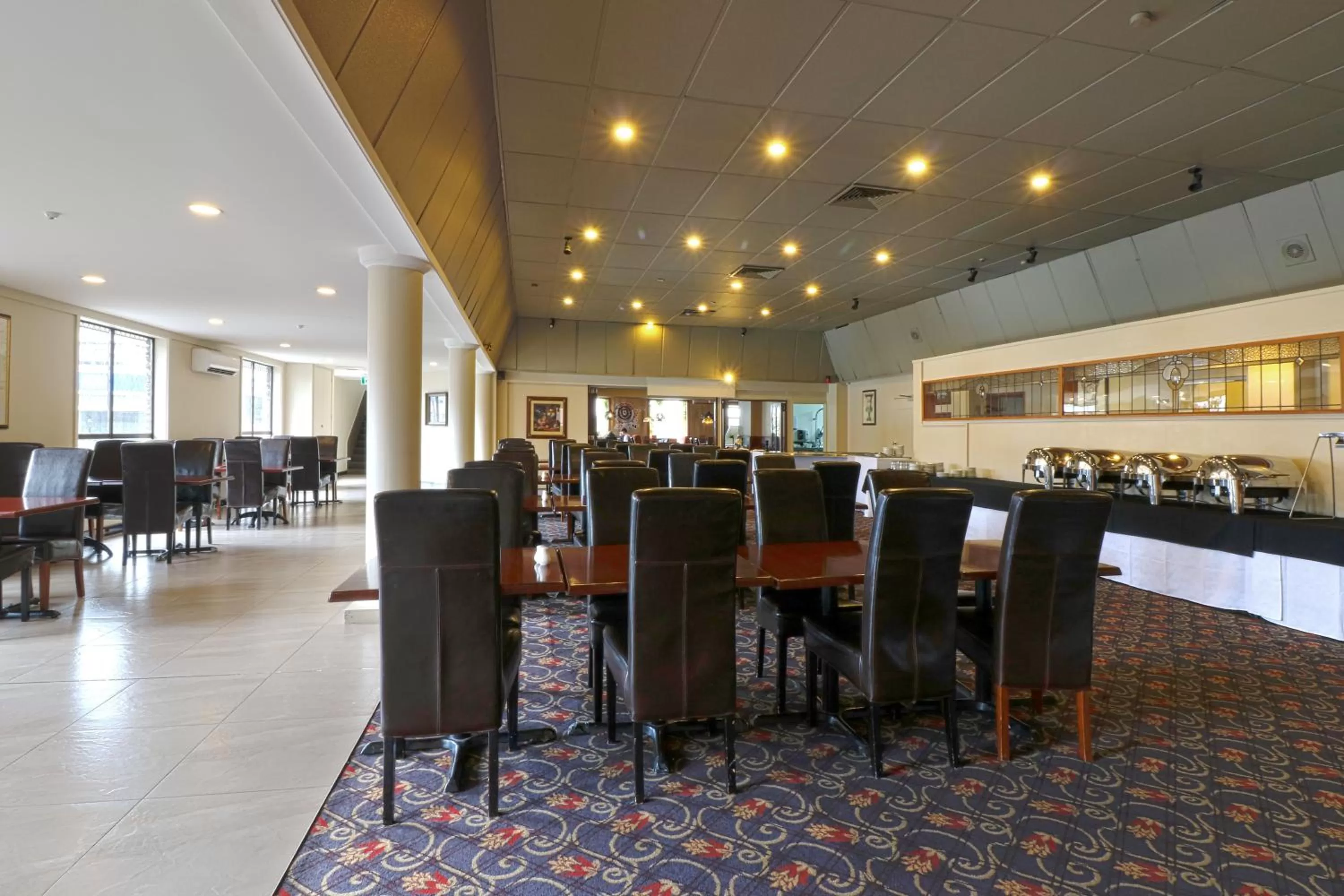 Restaurant/places to eat in The Victoria Hotel Dunedin