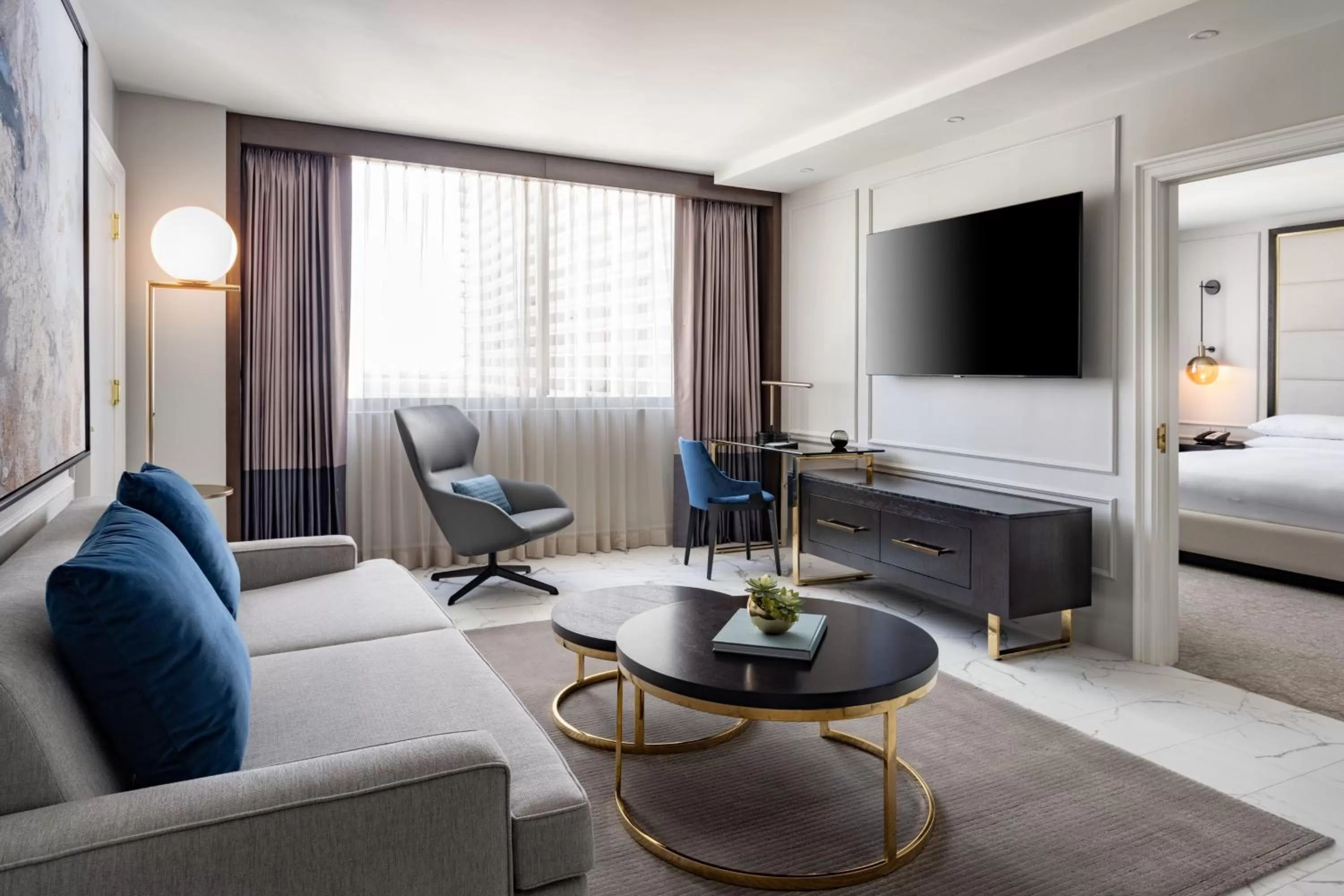 Photo of the whole room, Bed in JW Marriott Miami