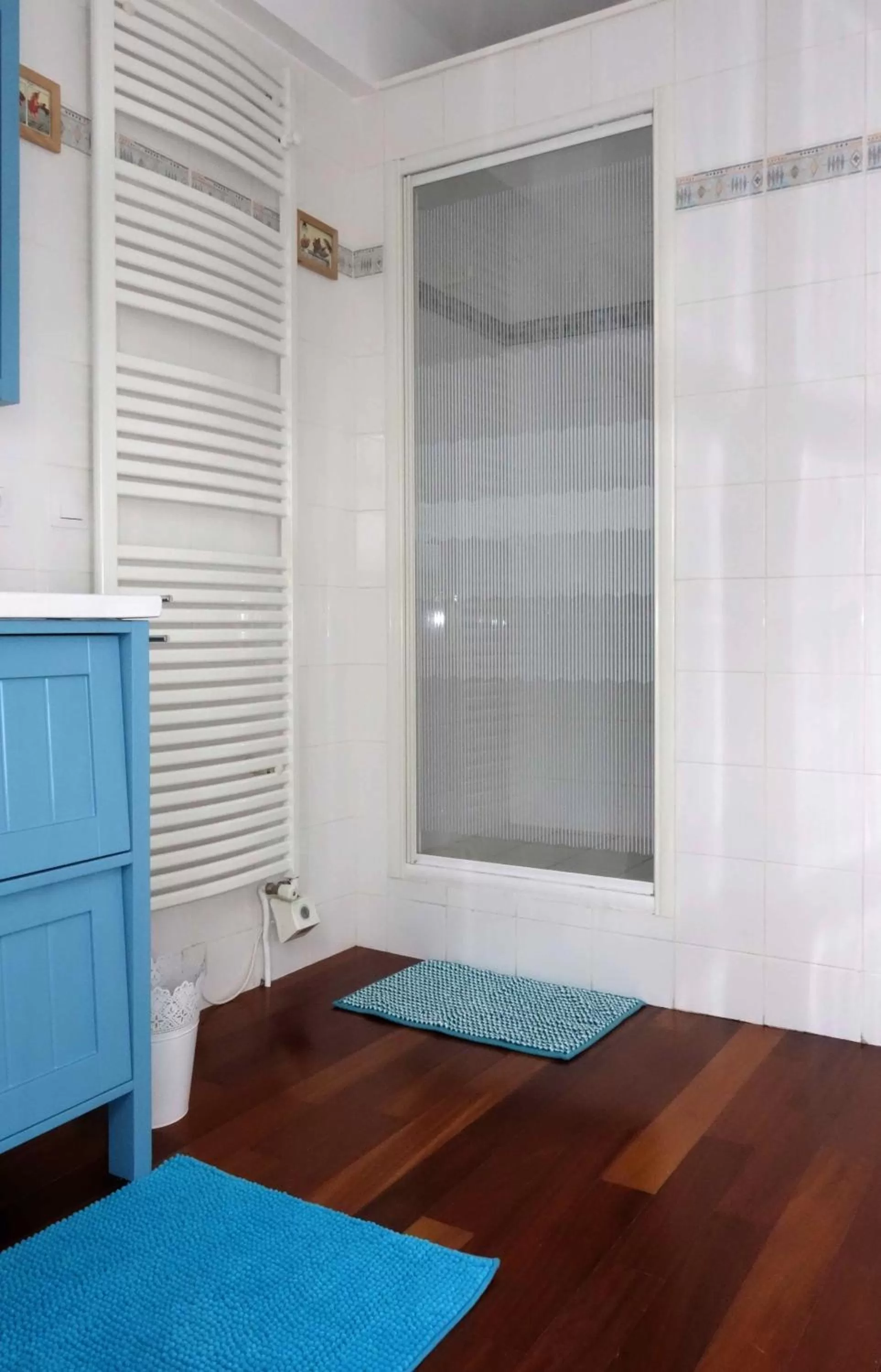 Bathroom, Bed in Chambre D'Hôtes le Phenix