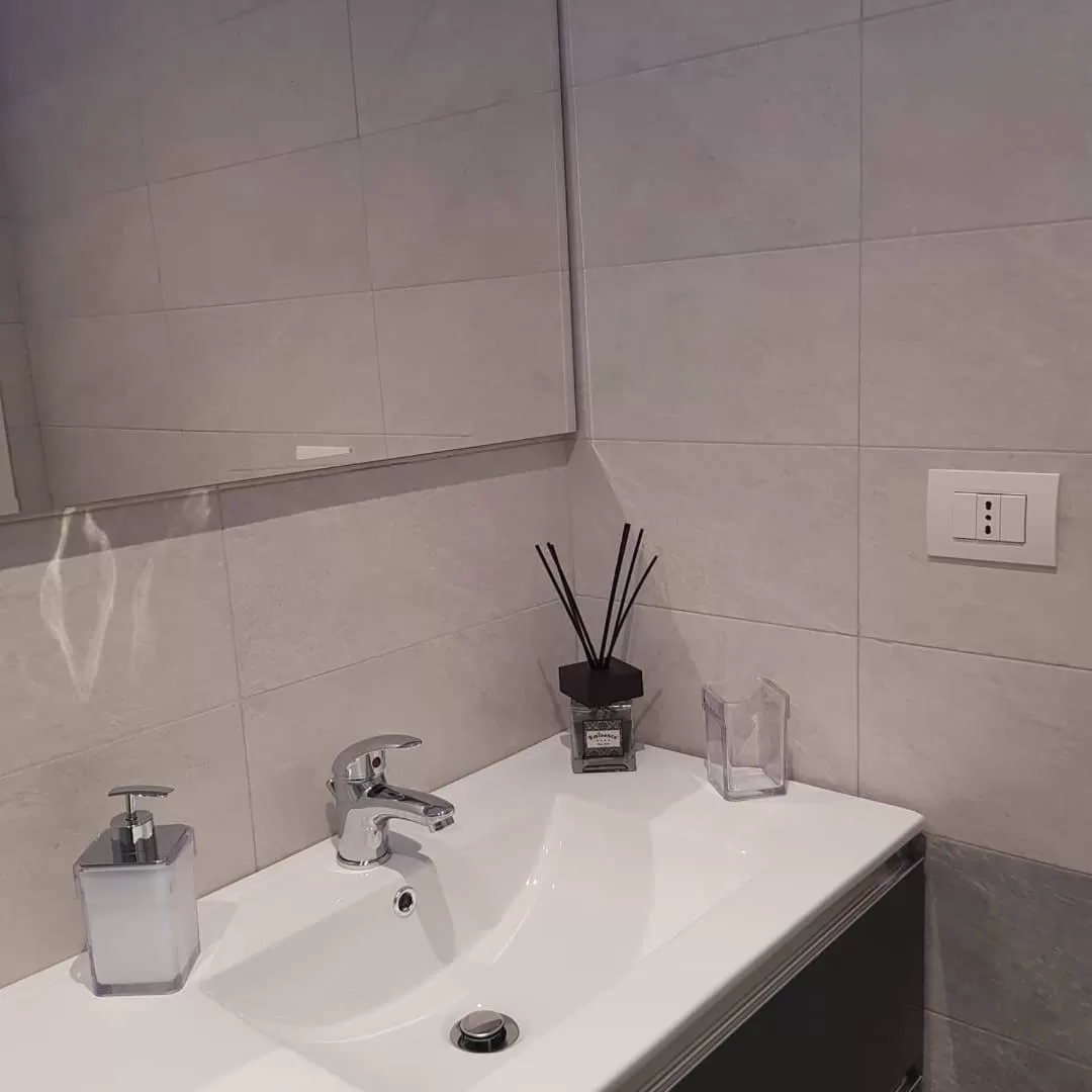 Bathroom in 2B Fifteen Floor Suite Napoli