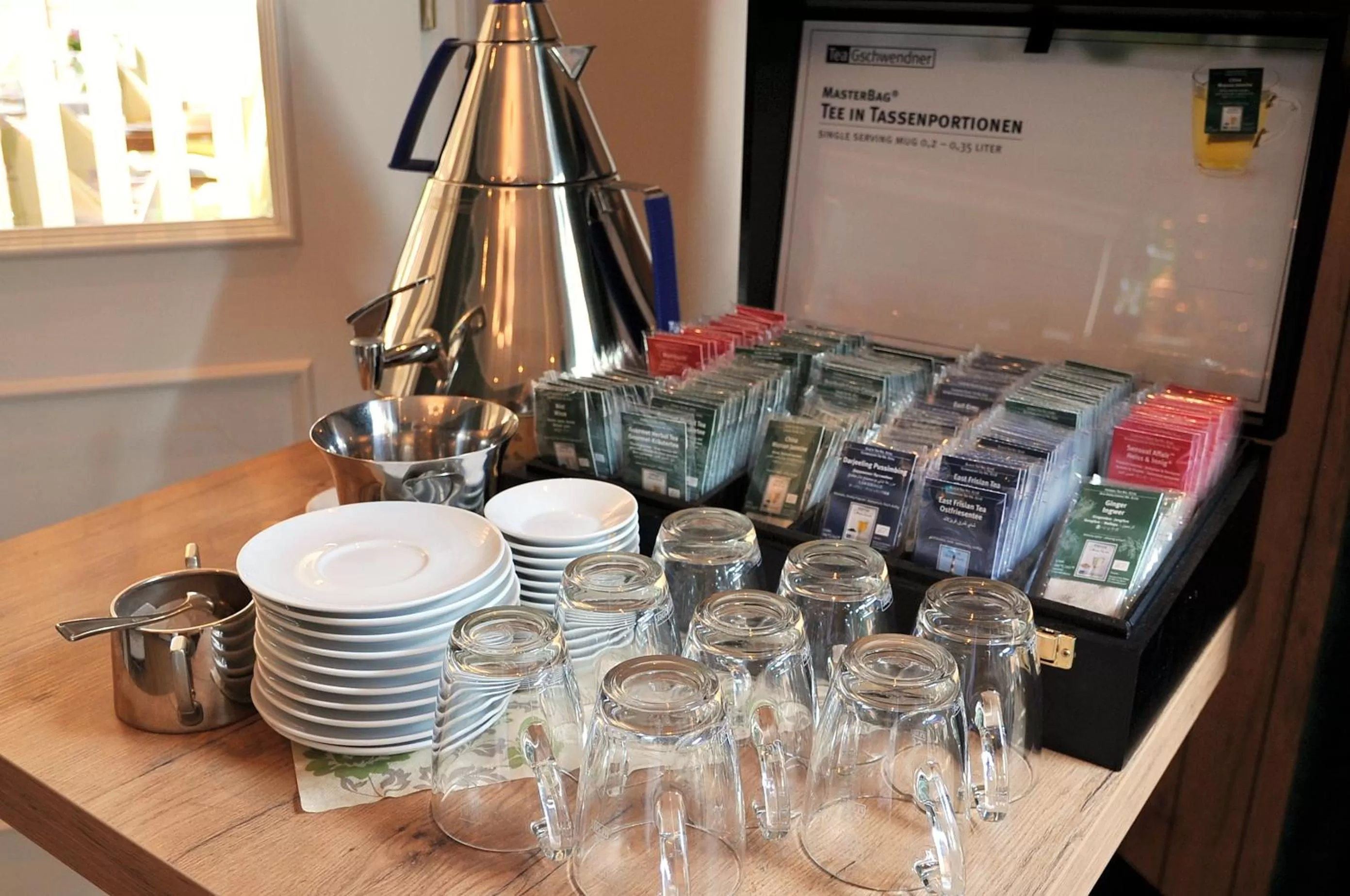 Coffee/tea facilities in Hotel Restaurant Bürgerklause Tapken