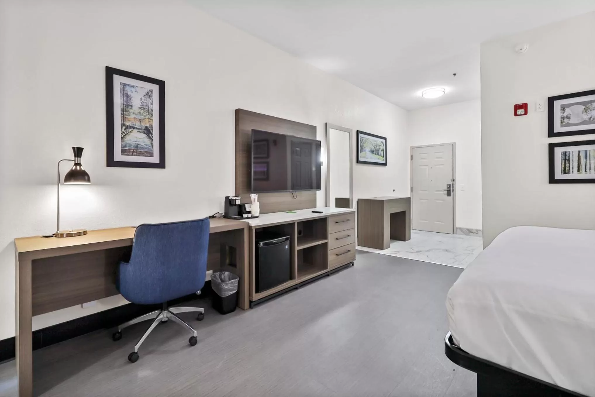 Bedroom, Bed in La Quinta by Wyndham Atlanta South - Newnan