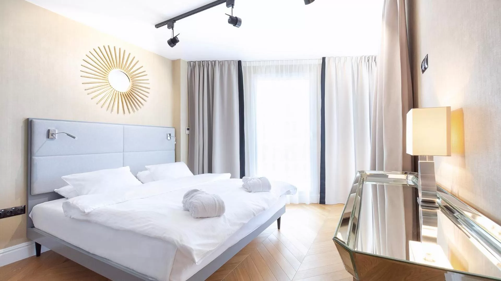 Bedroom, Bed in Ultra Marine by Zdrojowa