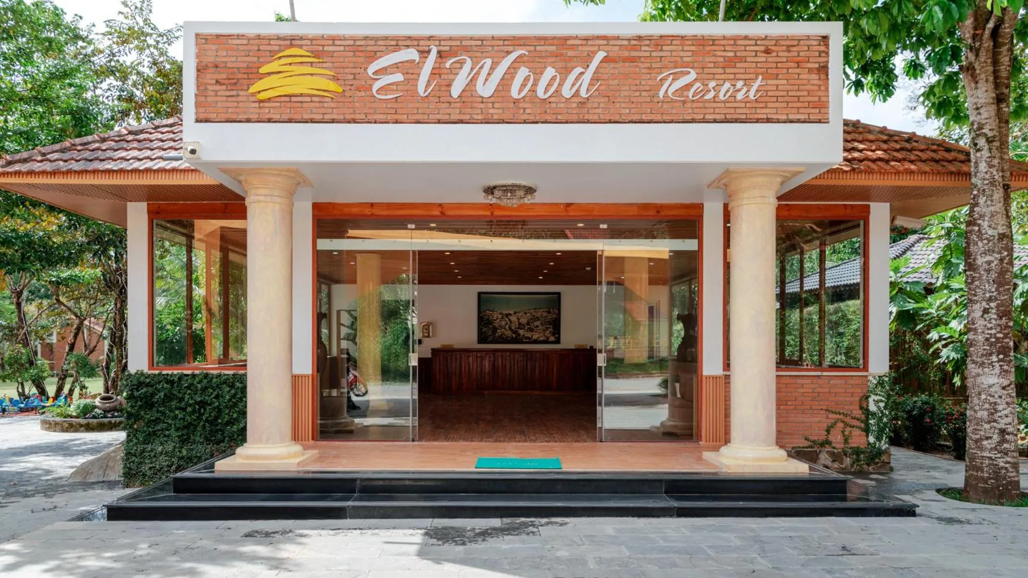 Facade/entrance in Elwood Premier Resort Phu Quoc
