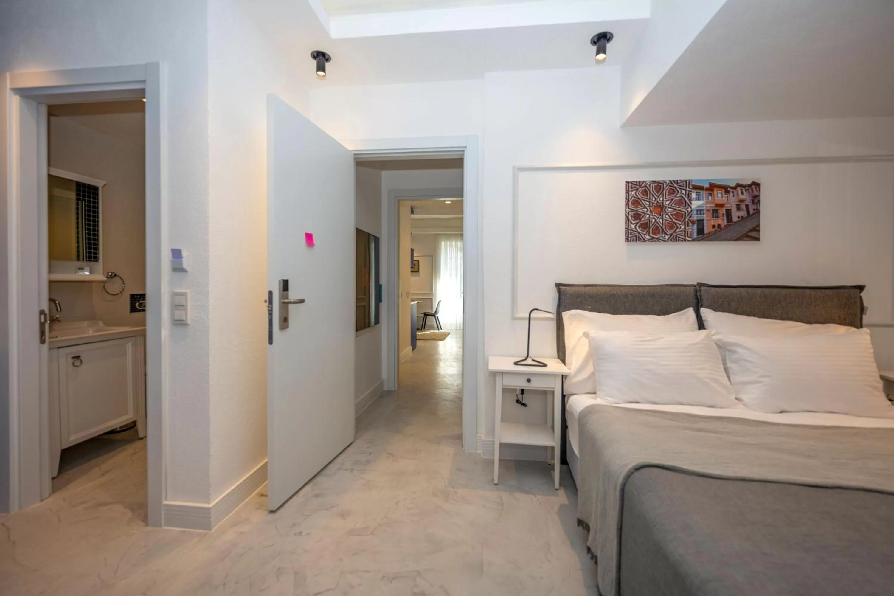 Bedroom, Bed in Juno Hotel Taksim