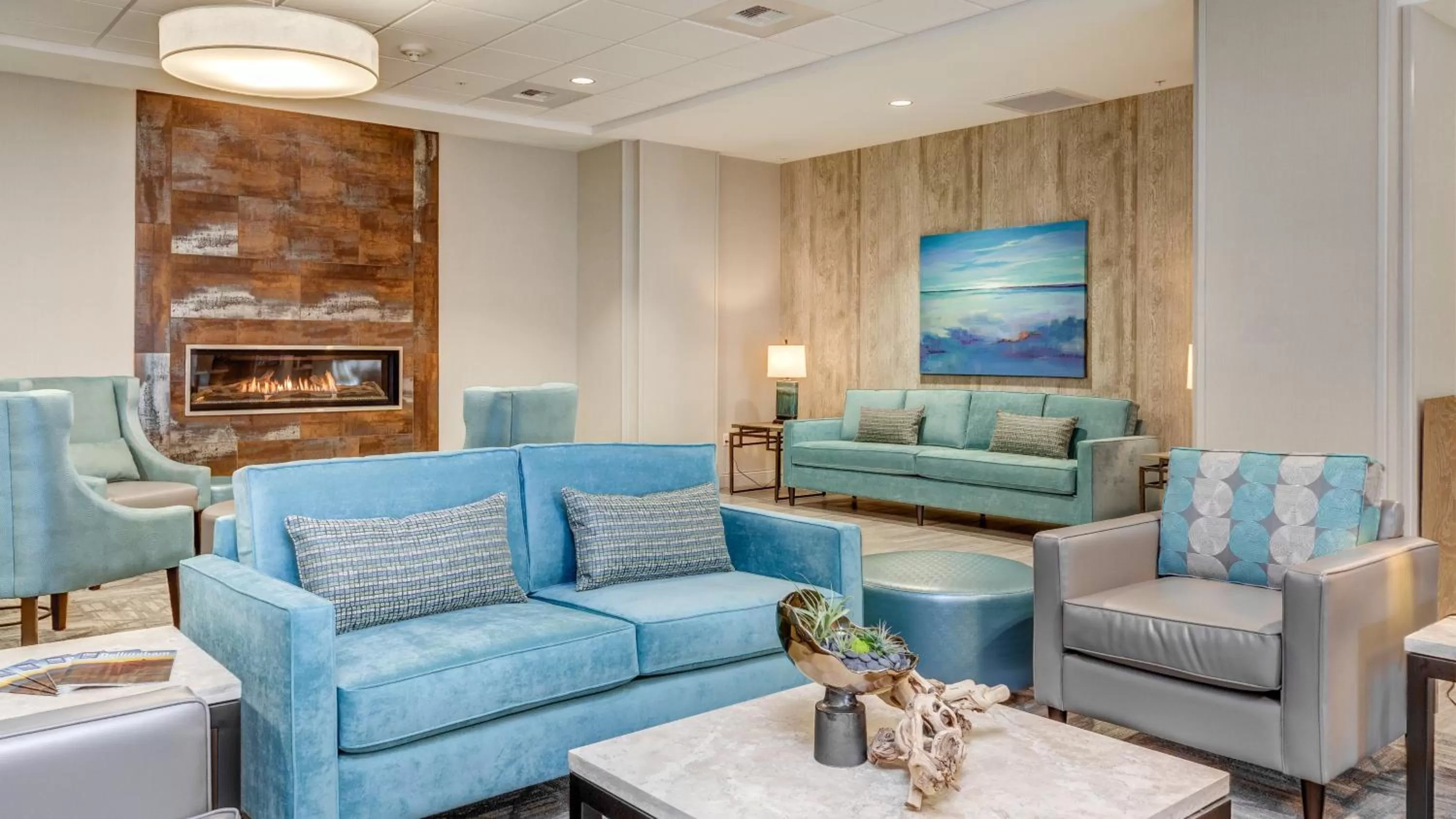 Property building in Holiday Inn & Suites Bellingham by IHG