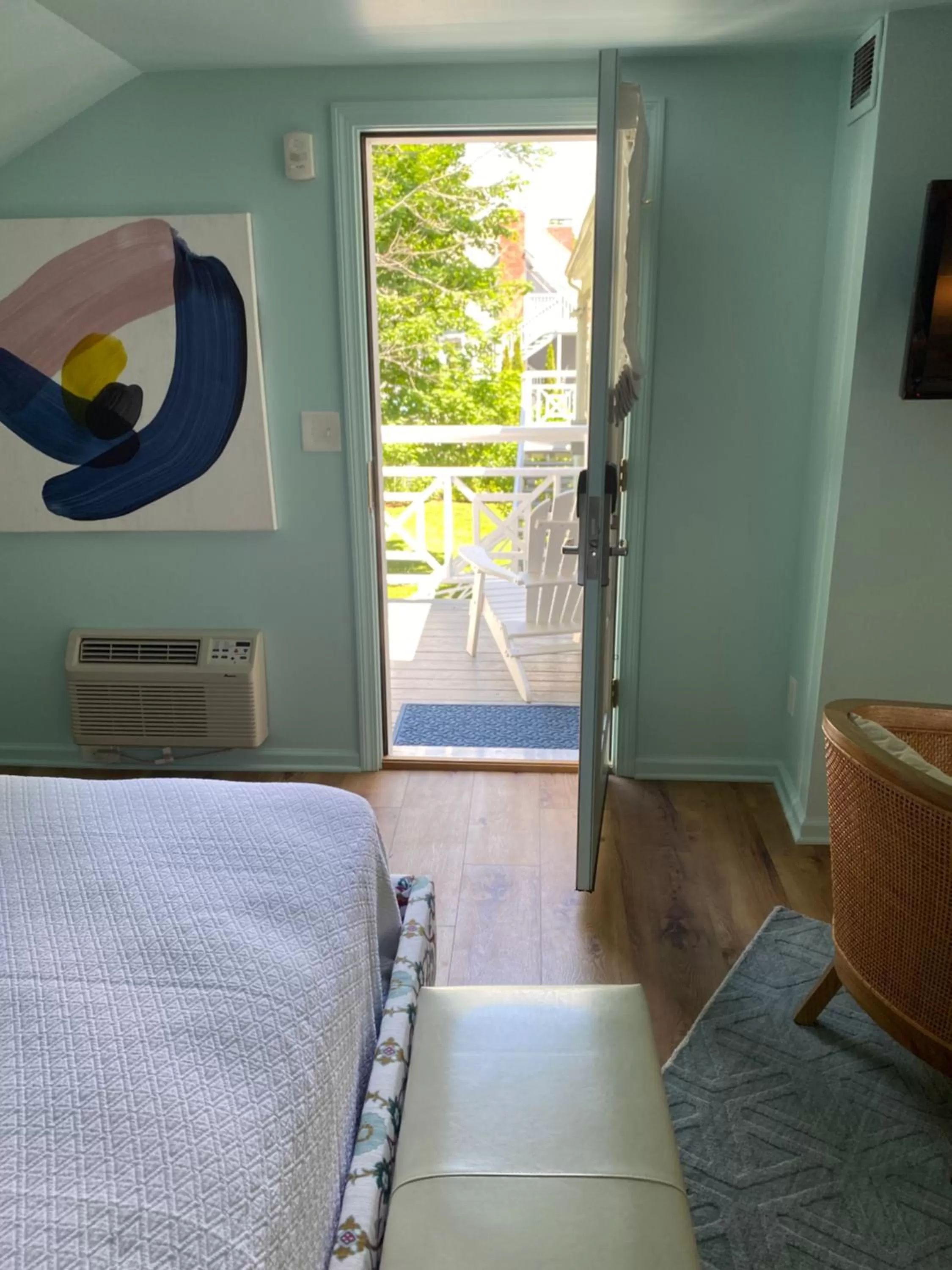 Patio, Bed in The Cornell Inn, Lenox & The Berkshires